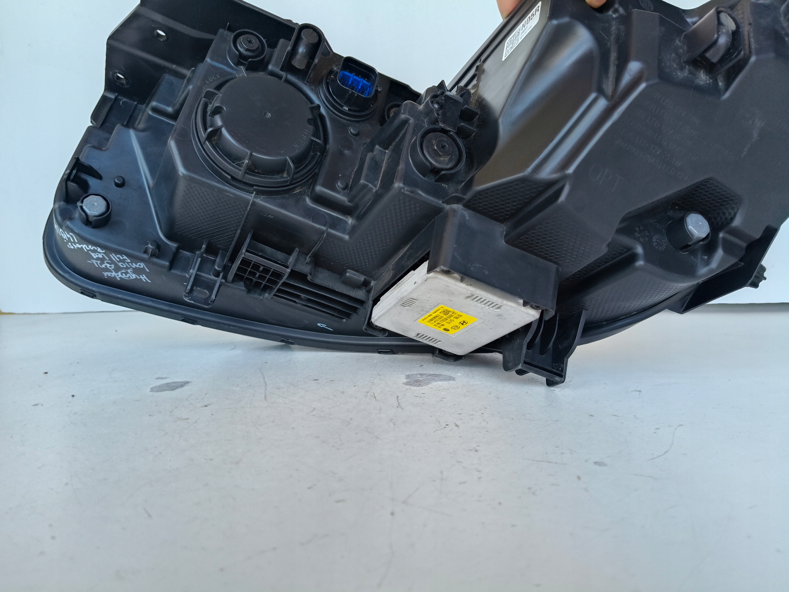 light right REFLEKTOR HYUNDAI IONIQ 5 21- FULL LED