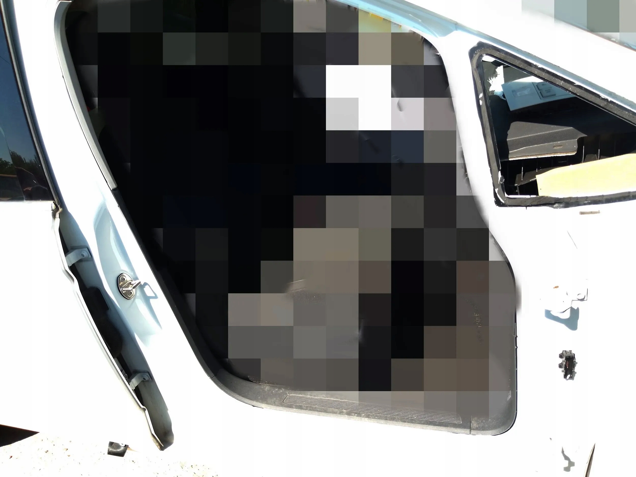 VW TOURAN IIIta ПОРІГ СТІЙКА ЦЕНТРАЛЬНИЙ