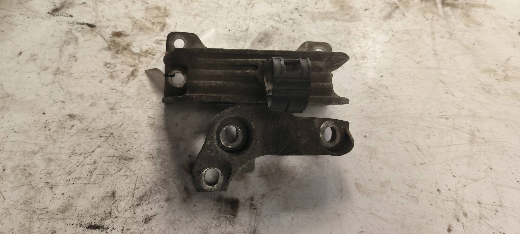 engine mount 112108180R 2.3 CDTI OPEL MOVANO III