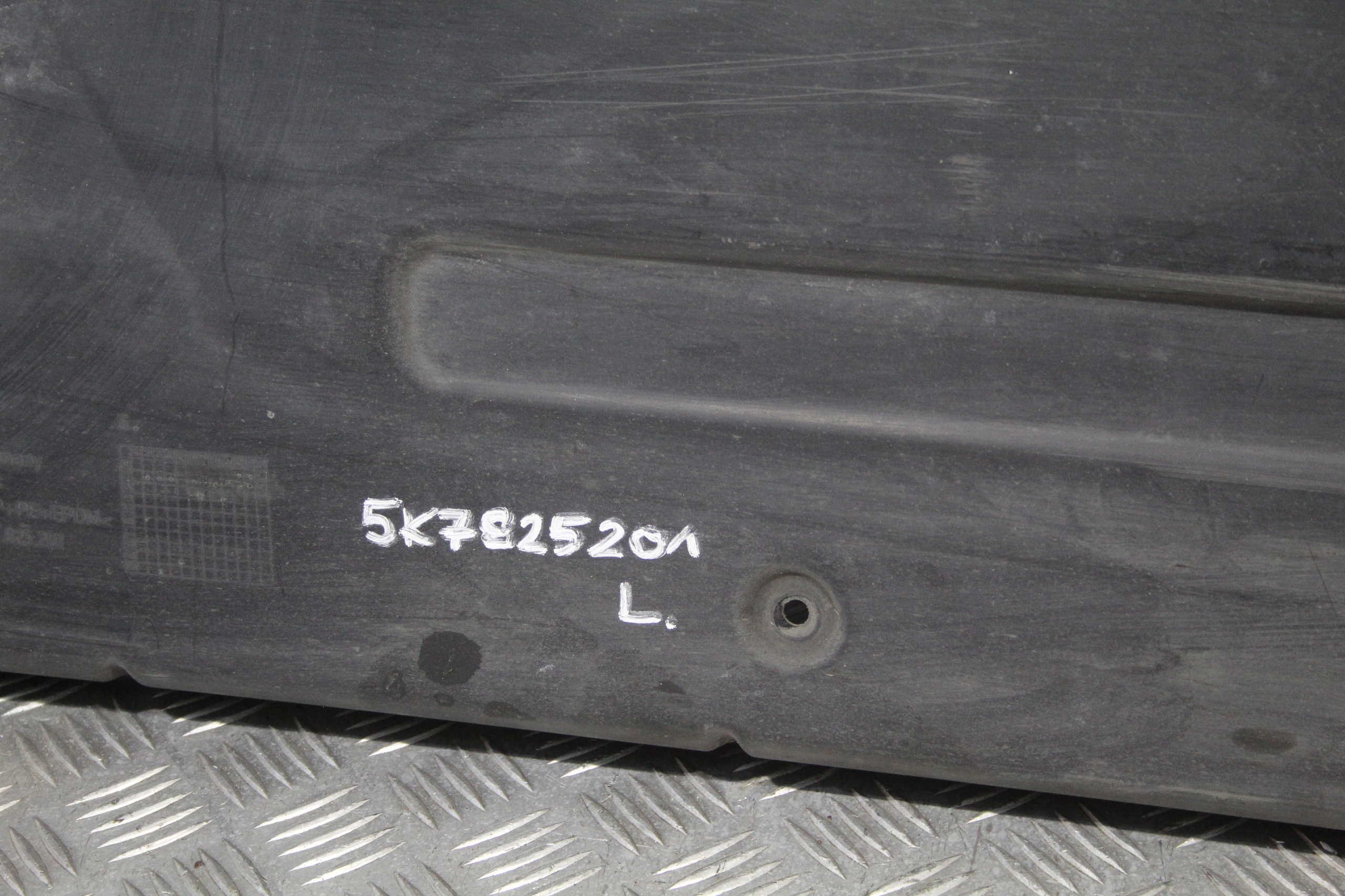 abdeckung Blende Abdeckung Unterfahrschutz links VW GOLF VI 6 5K7 CABRIO