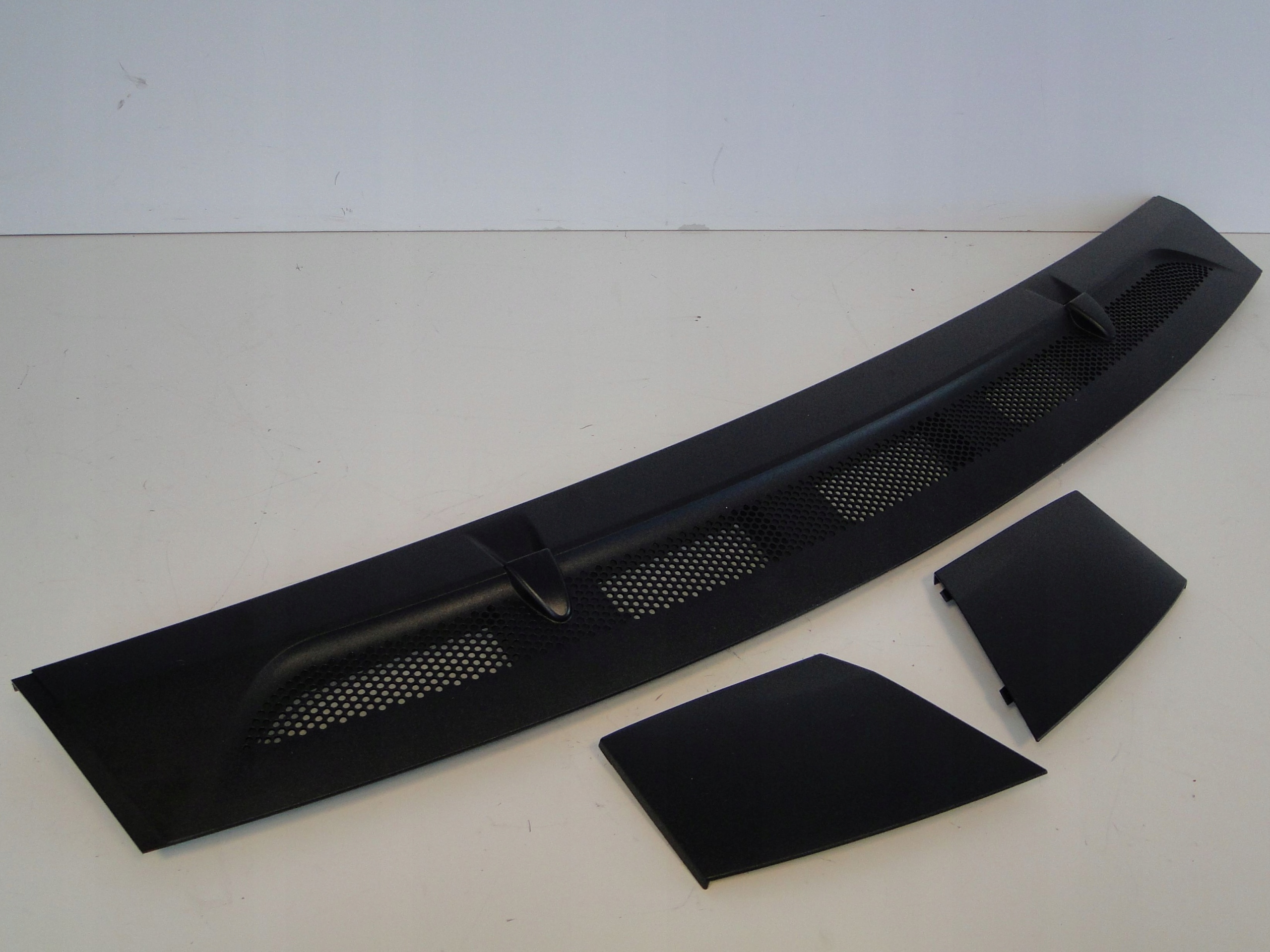 MERCEDES A KLASA W169 169 PODSZYBIE ŚRODEK WLOT EUROPA EAN (GTIN) 0755364130305