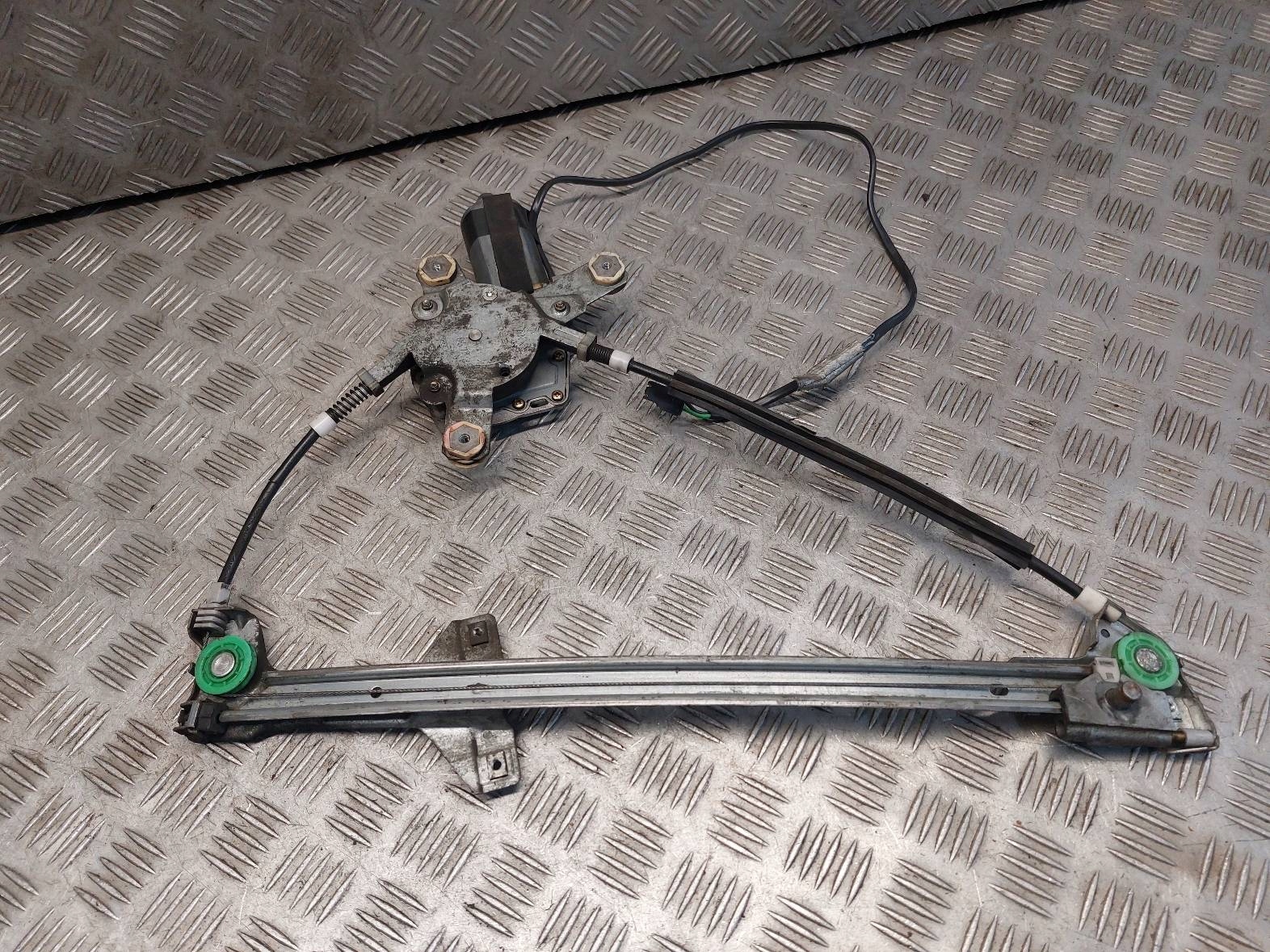 mechanism window regulator left front AUDI A6 C4