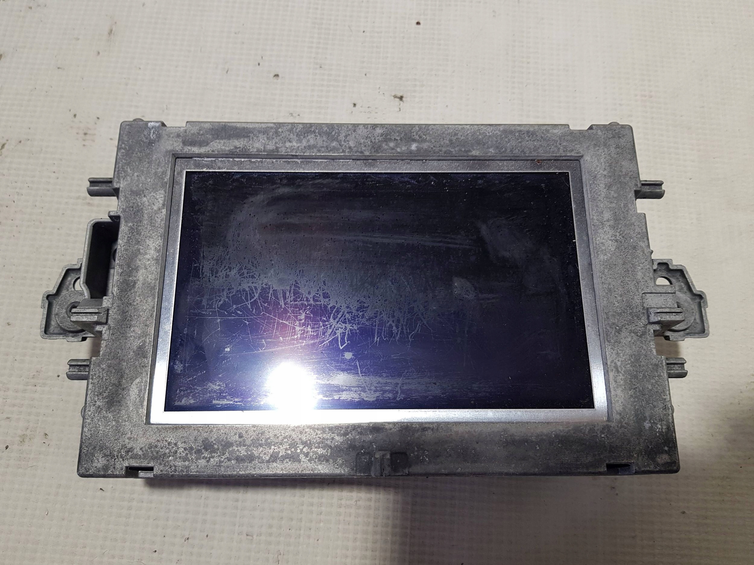 display RADIA navigation devices 2129004900 MERCEDES W212