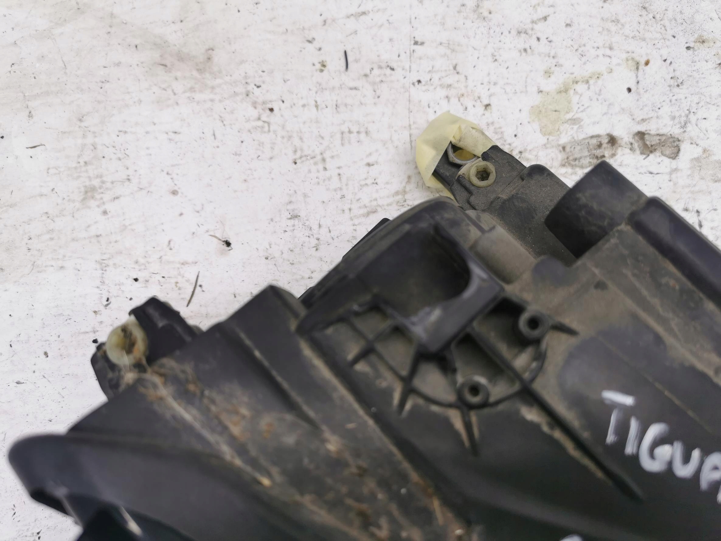light right front VW TIGUAN and LIFT 5N2941006 UK