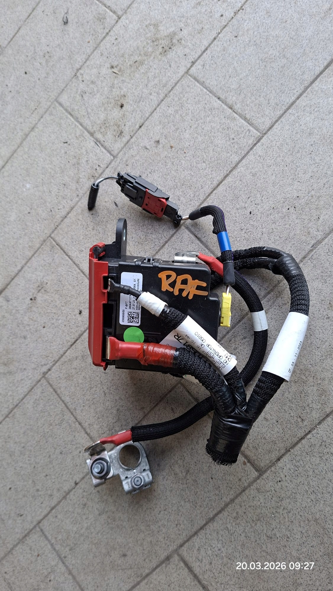 NABOJ pyrotechnic clamp RENAULT RAFALE 285A87117R STAN as new