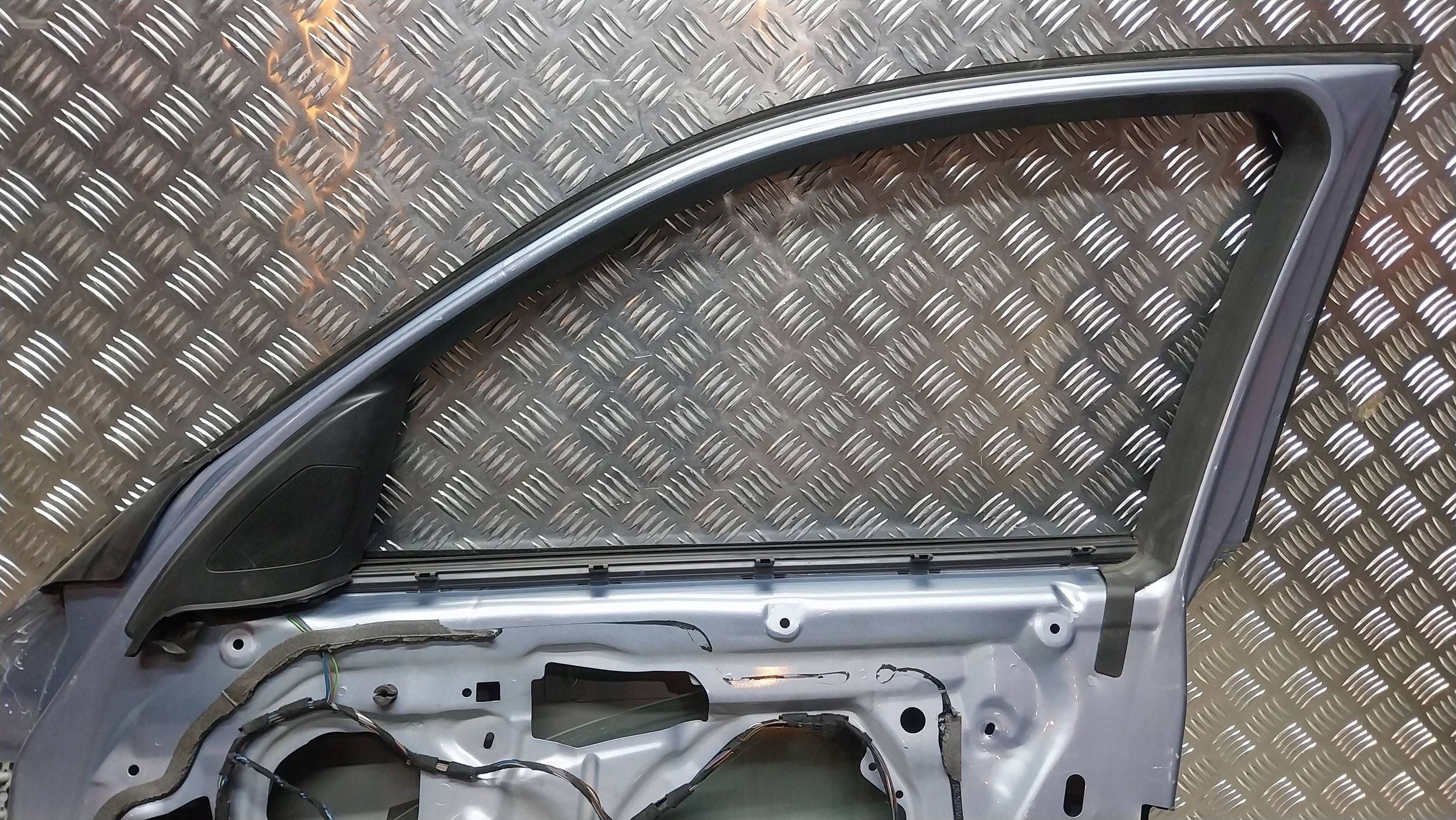 Tür vorne rechts BMW 1 E87 04