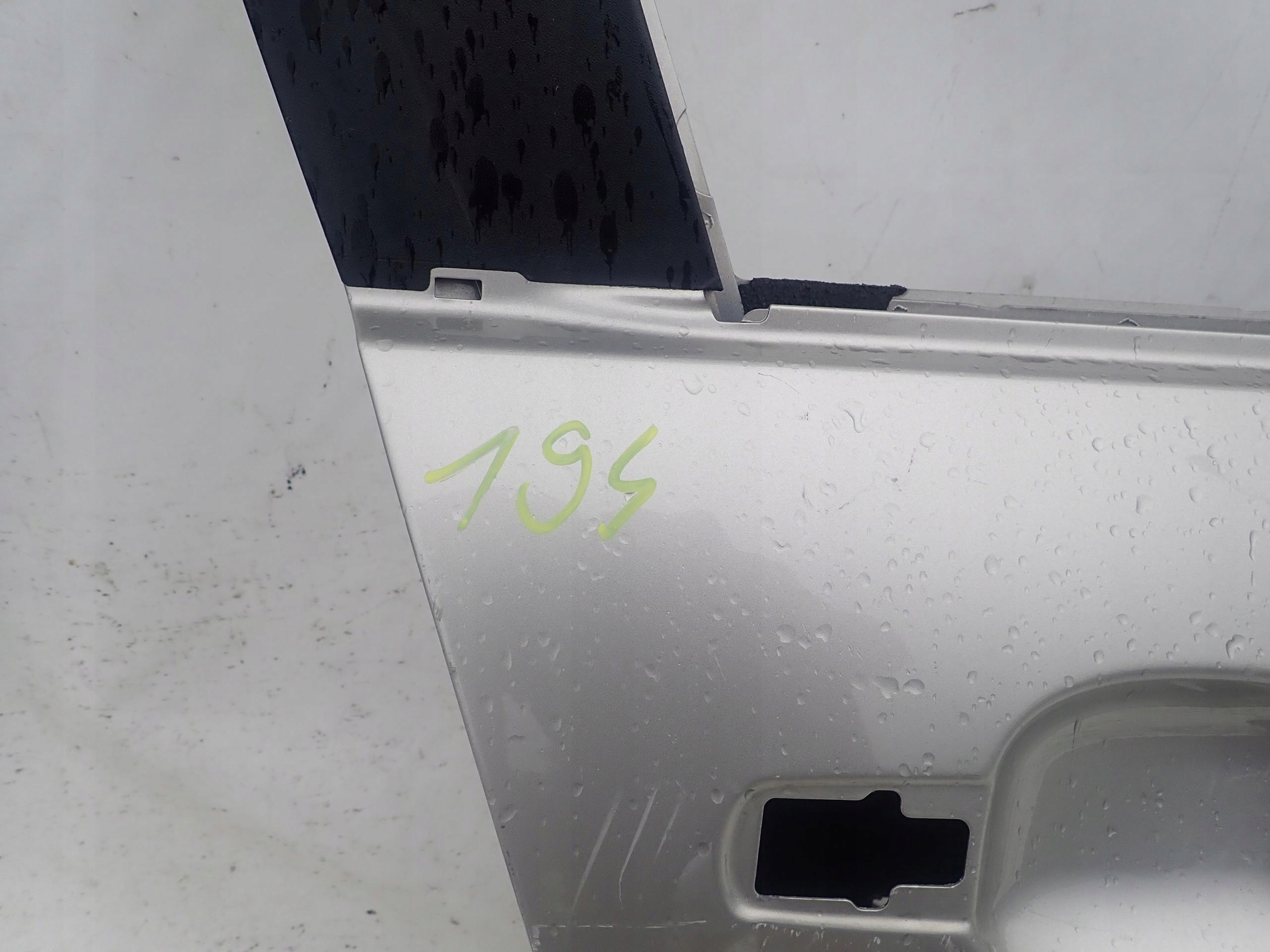 PEUGEOT 308 and 1 07-11 door right front front