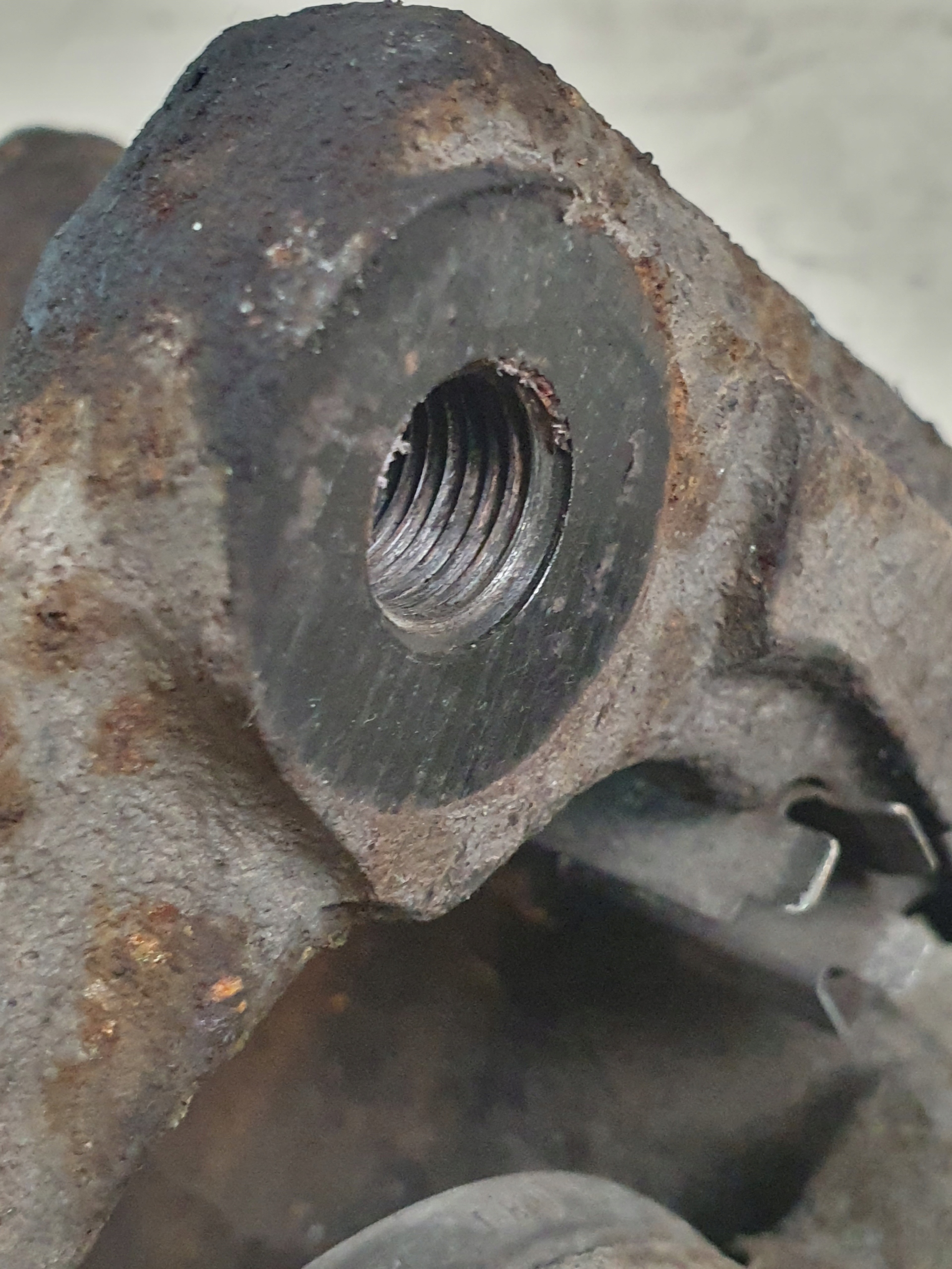 caliper brake right front NISSAN MICRA K12 1.0B 03r.