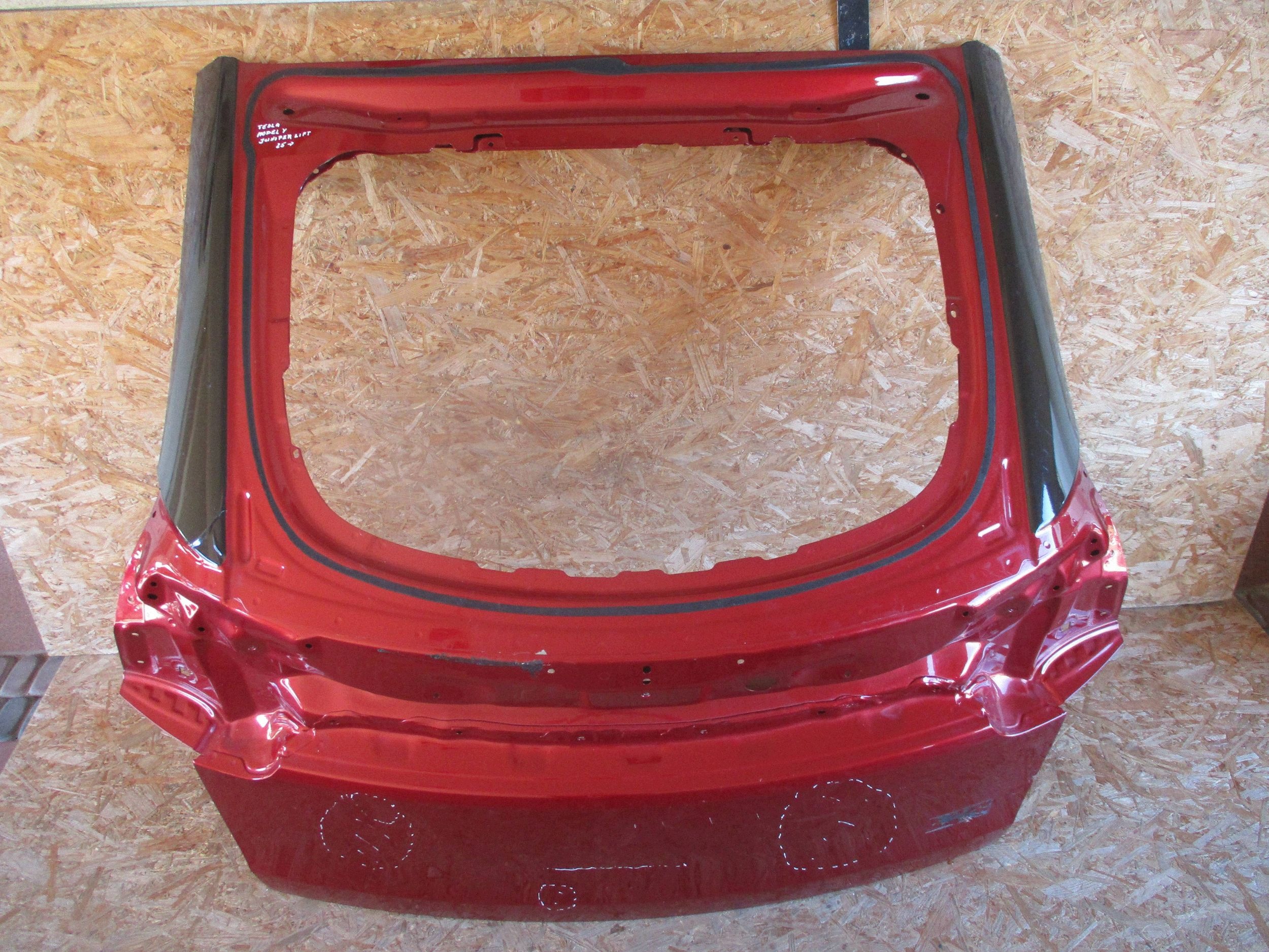 boot door rear TESLA Y JUNIPER LIFT 25