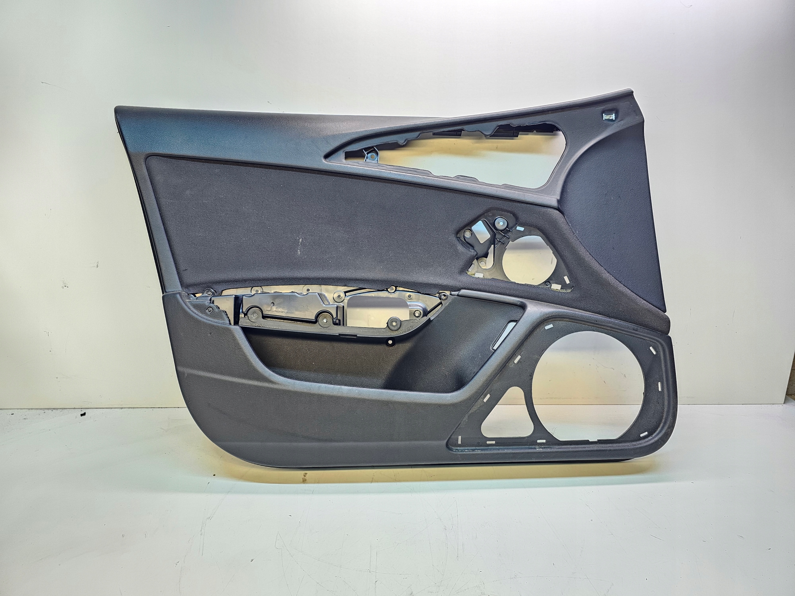 side door left front AUDI A6 C7 4G1867105