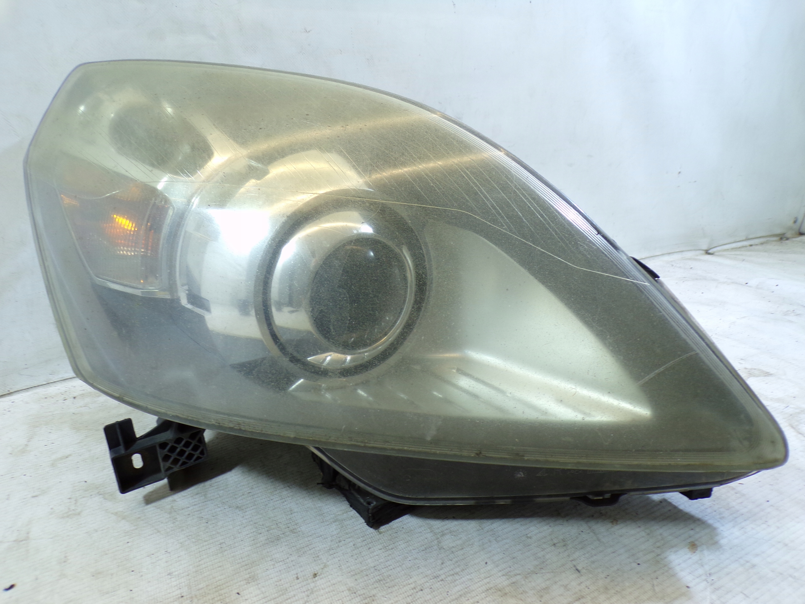 light right front front OPEL ZAFIRA B XENON (1) (K1)