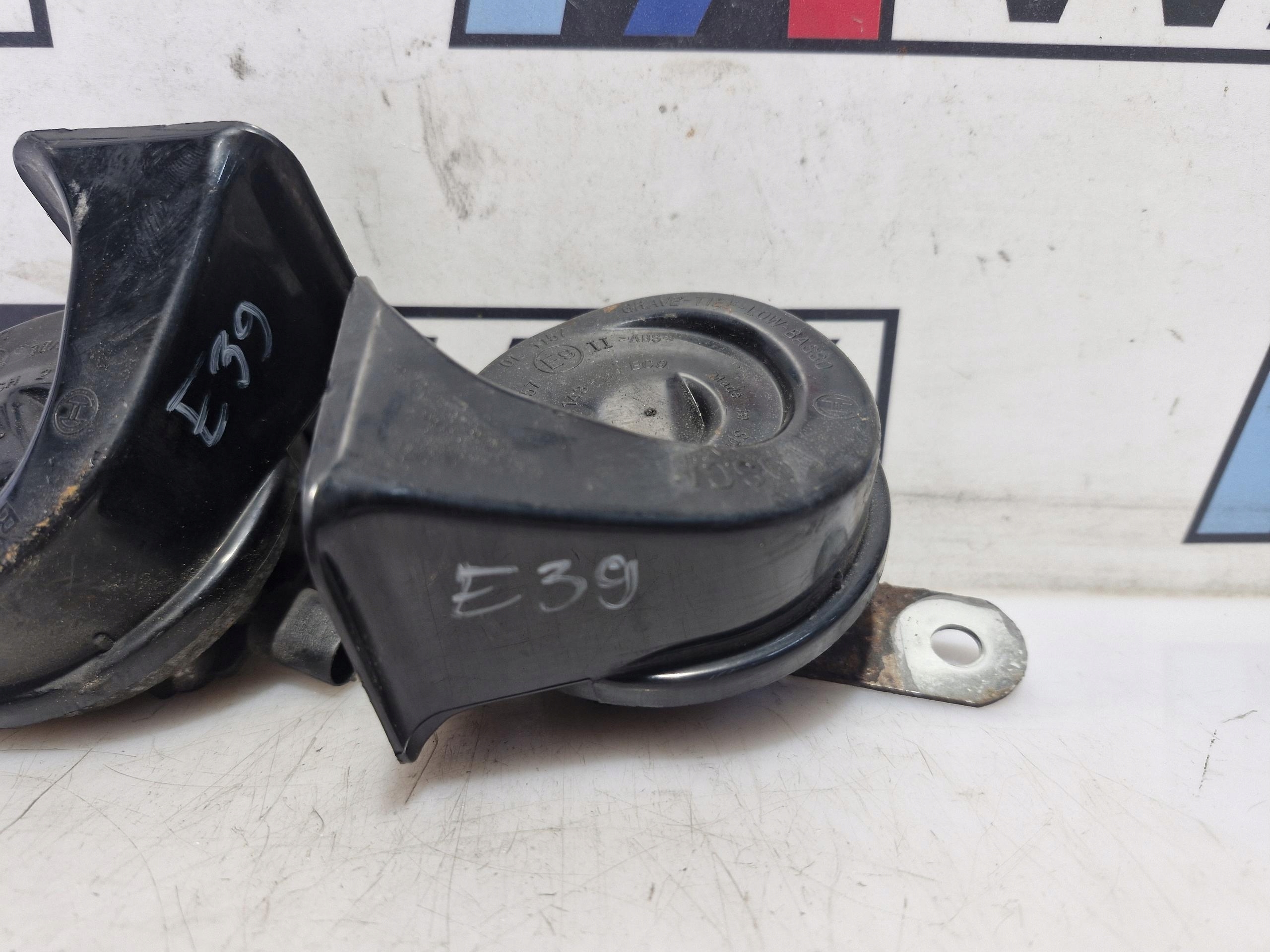 BMW E39 KLAKSON SYRENA SYGNAL ALARMU