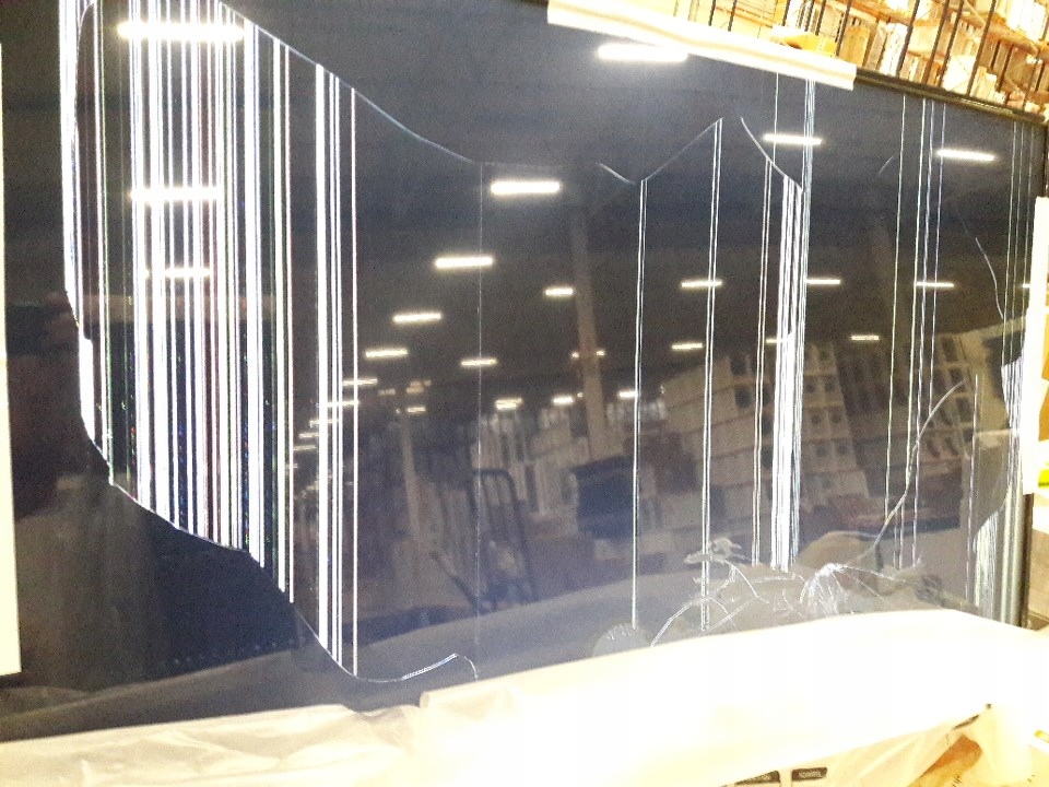 TOSHIBA 55LA2063DG UHD AndroidTV-uszkodzony Kolor czarny