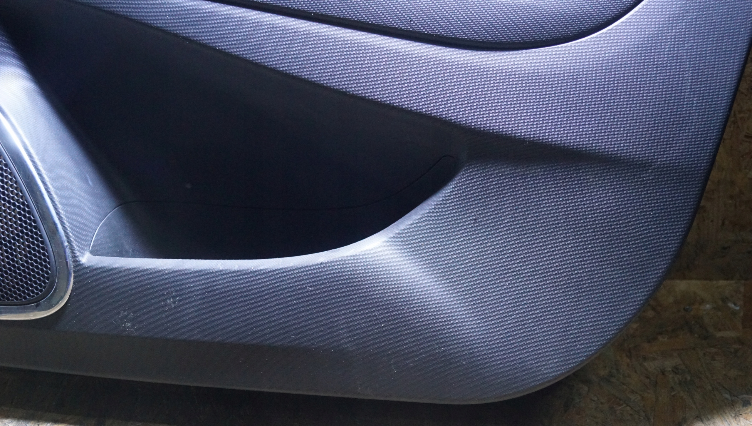дверные карты правый передний renault CAPTUR и