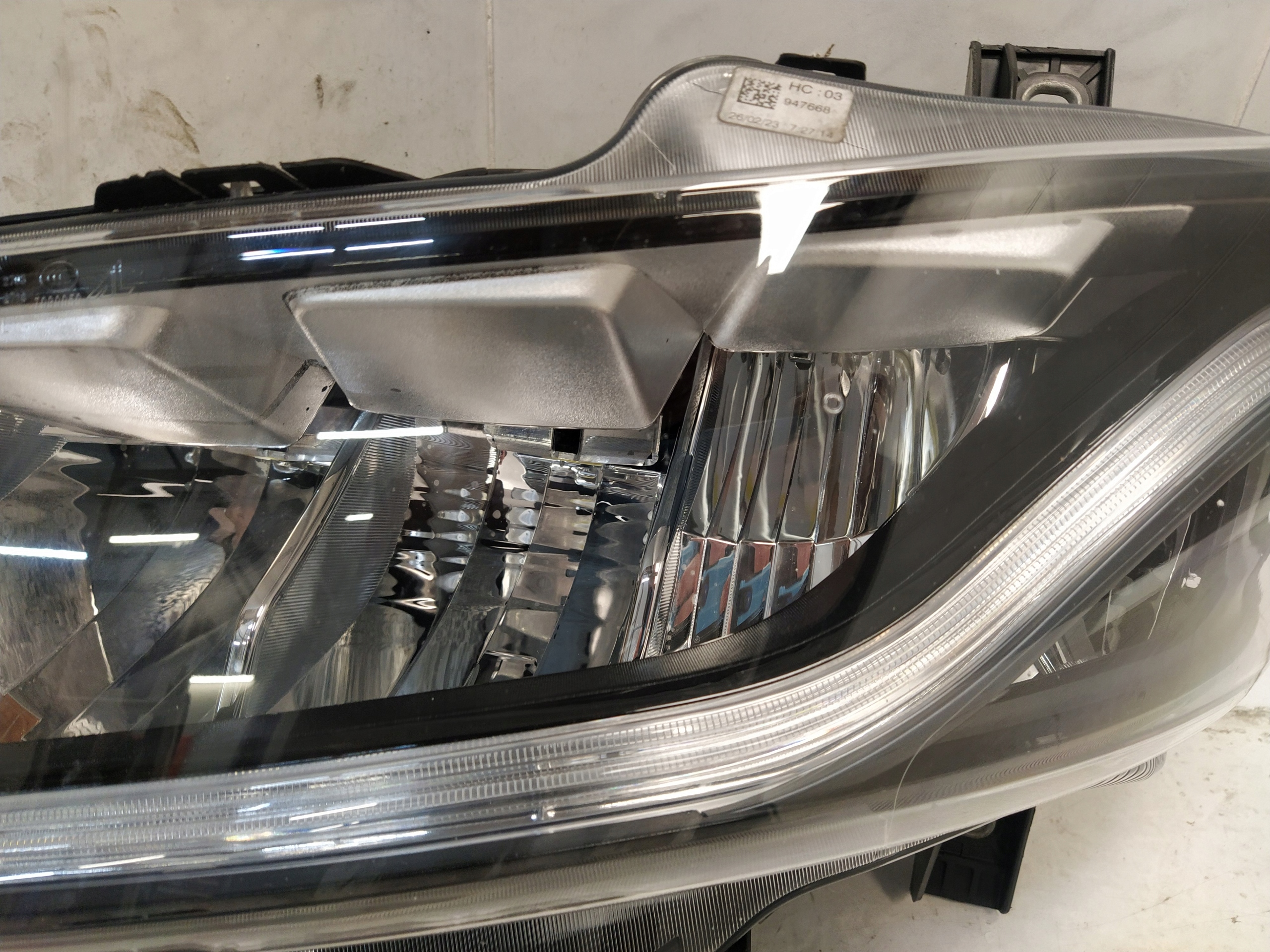IVECO STRALIS S-WAY 19- REFLEKTOR light FULL LED left right complete ORG