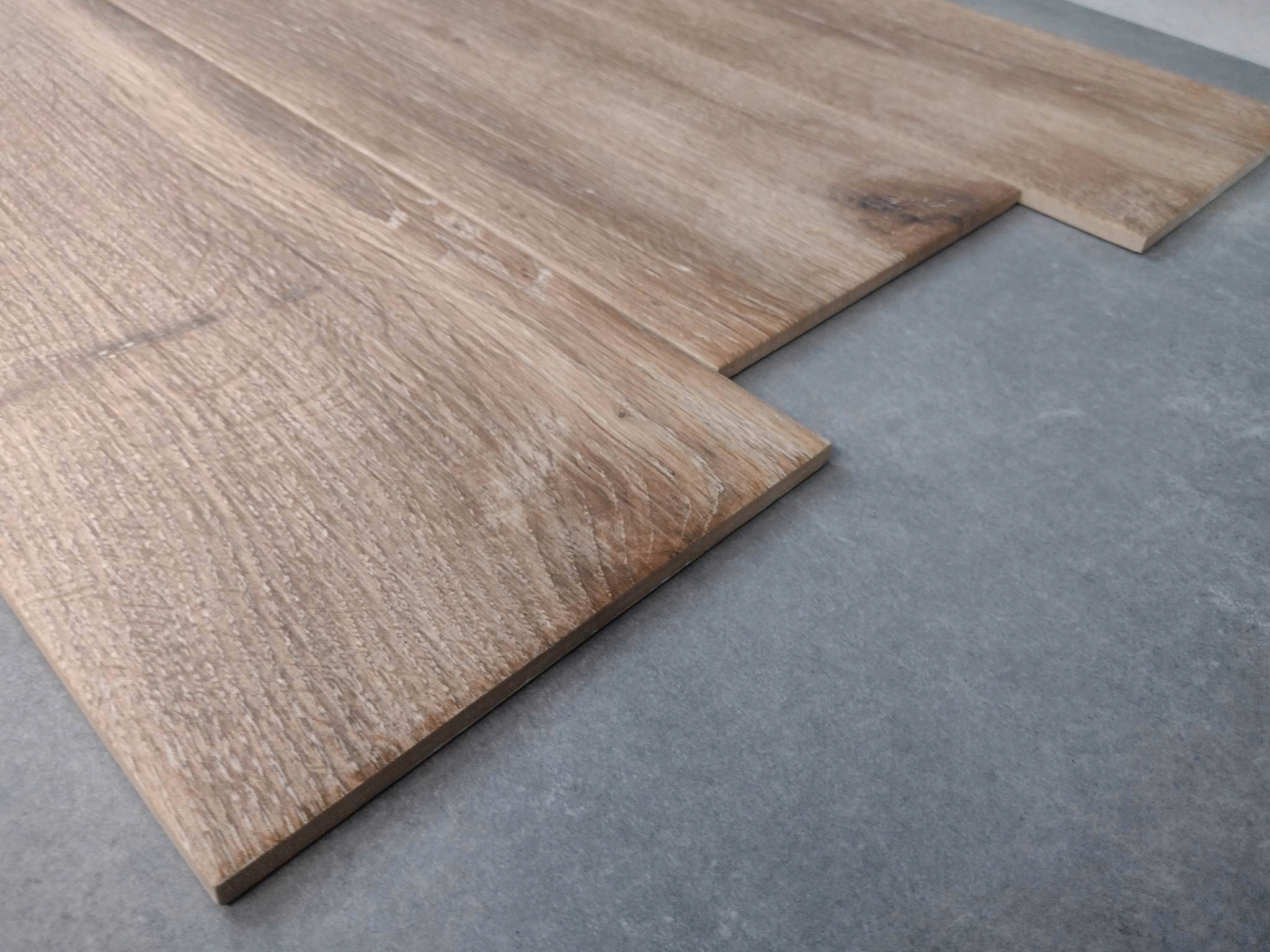 Płytki drewnopodobne gres ALBERON UMBRA Jednostka sprzedaży m2