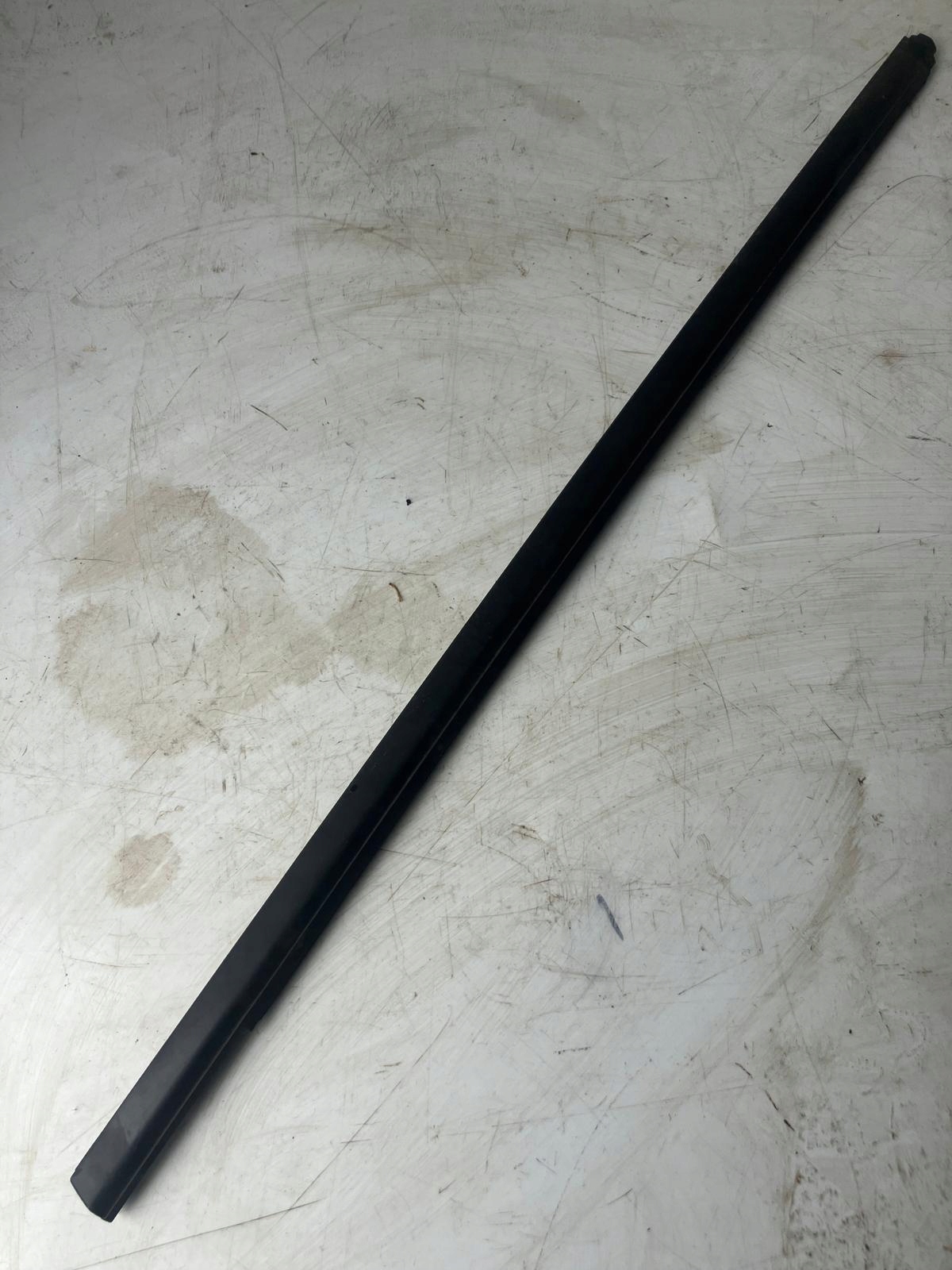 moulding dust door left front CITROEN C3 III MATOWA