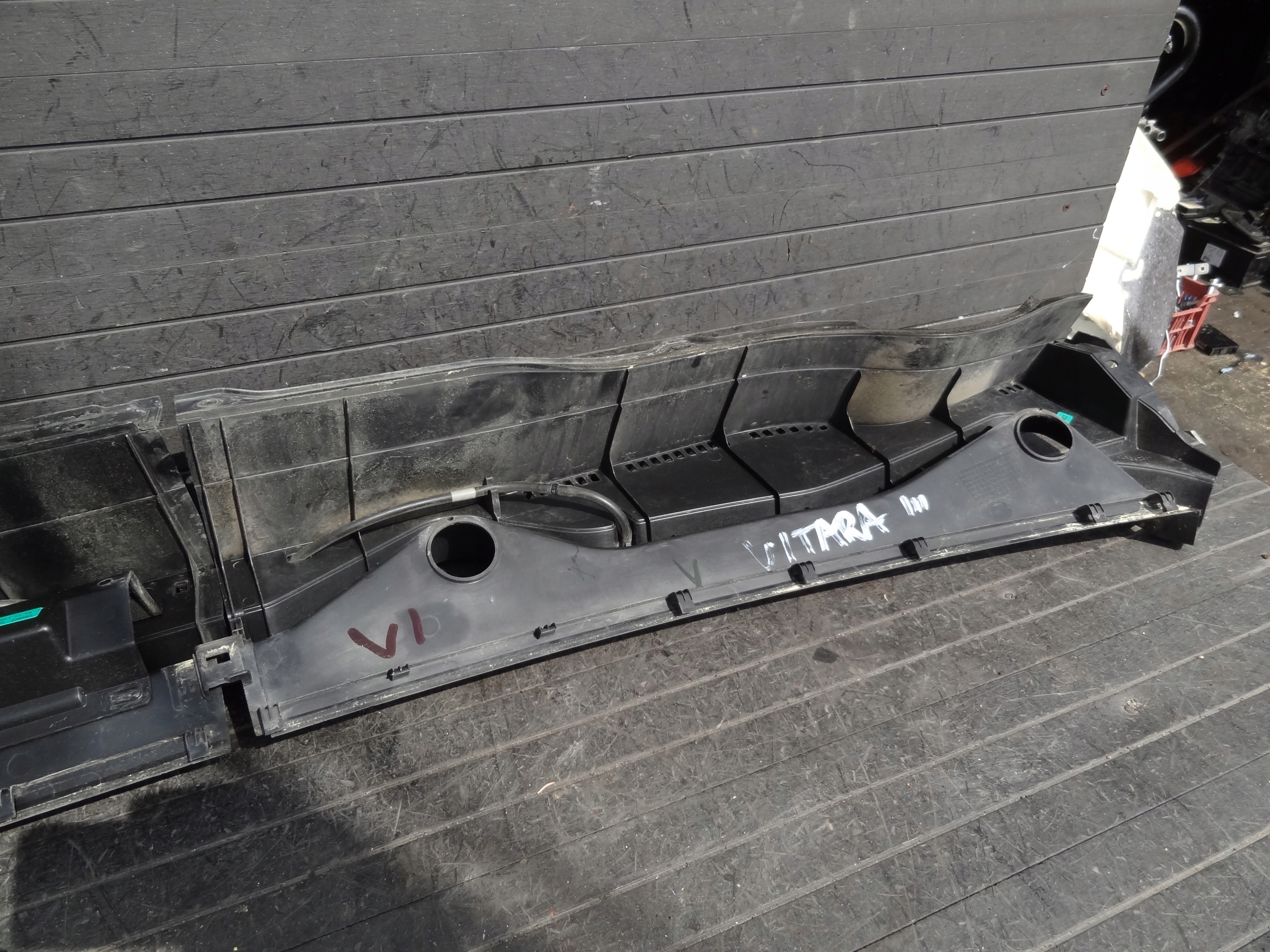 SUZUKI VITARA III 2015 PODSZYBIE GORNE EUROPA ORYGINAL Jakość części (zgodnie z GVO) O - oryginał z logo producenta pojazdu (OE)