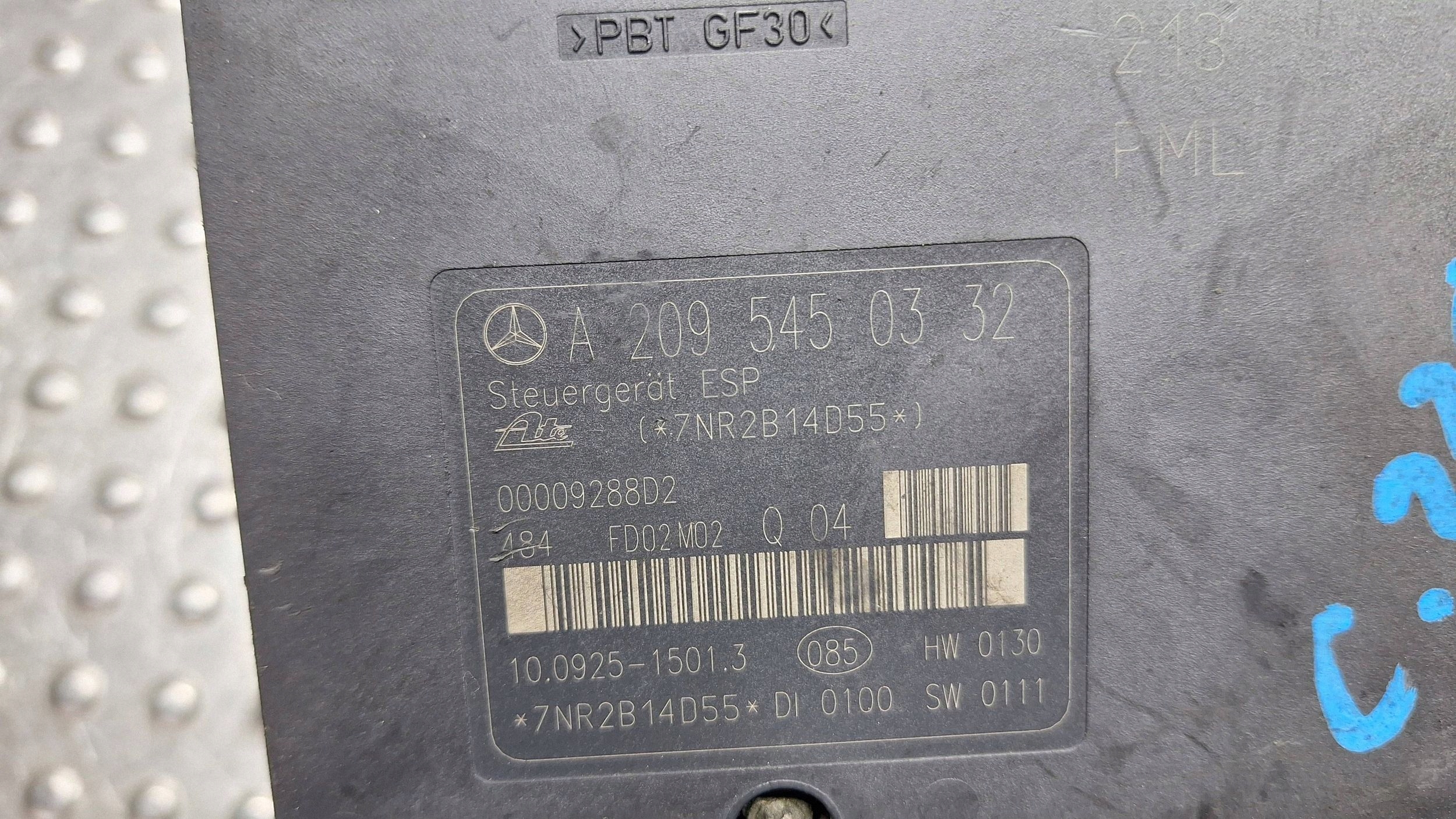 pump control unit ABS A2095450332 A0044311912 MERCEDES C W203 CLK W209