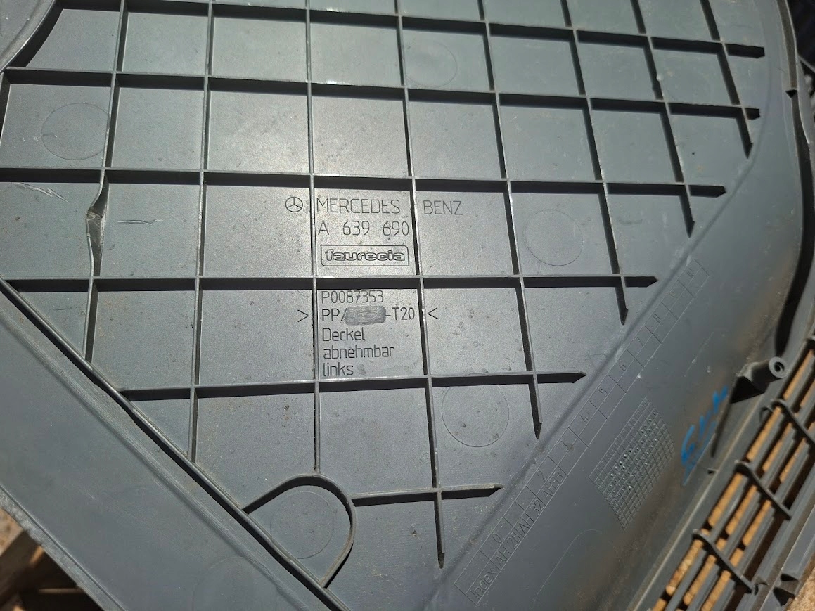 side cover spoiler VITO VIANO A639690