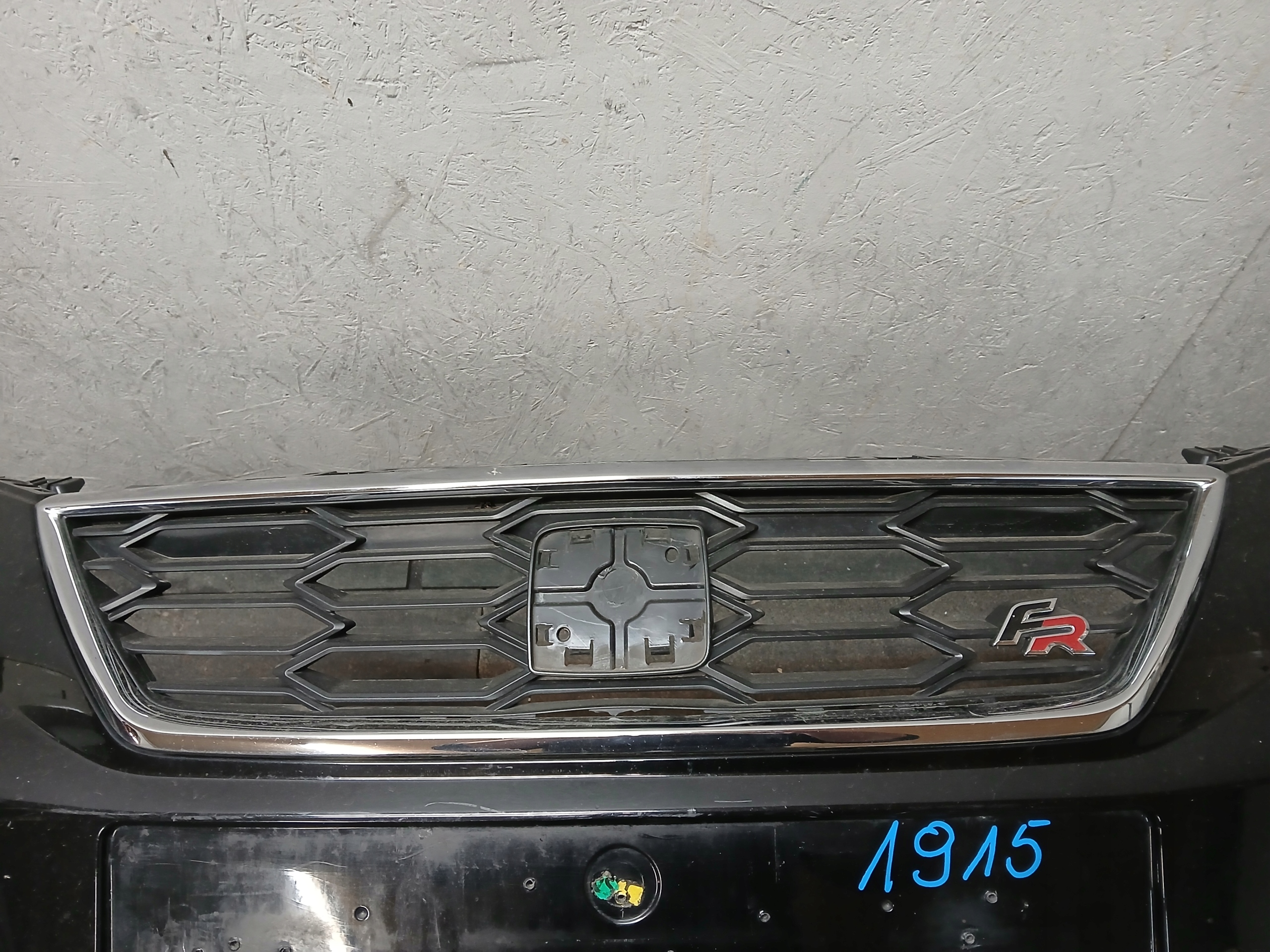 nárazník předek SEAT LEON III 3 FR LIFT 17- 5F