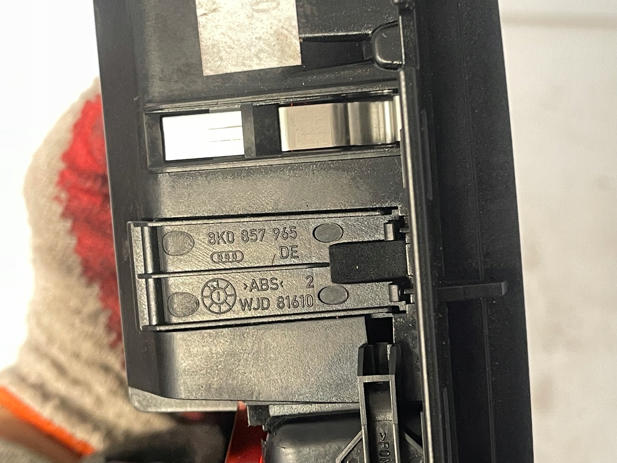 Cendrier 8K0857965 - AUDI A4 B8 07-11