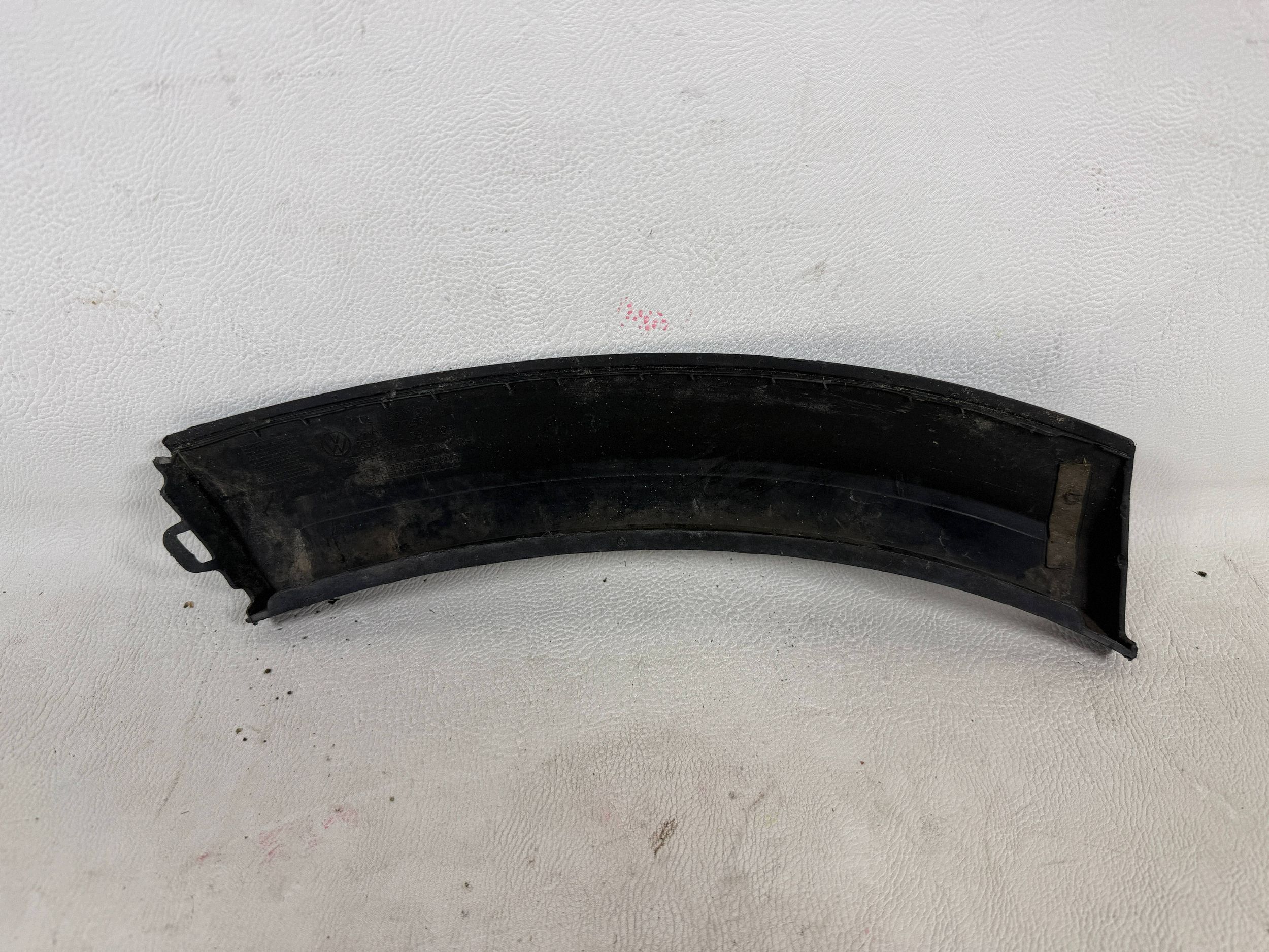 Vw Passat B7 Alltrack moulding bumper right front front