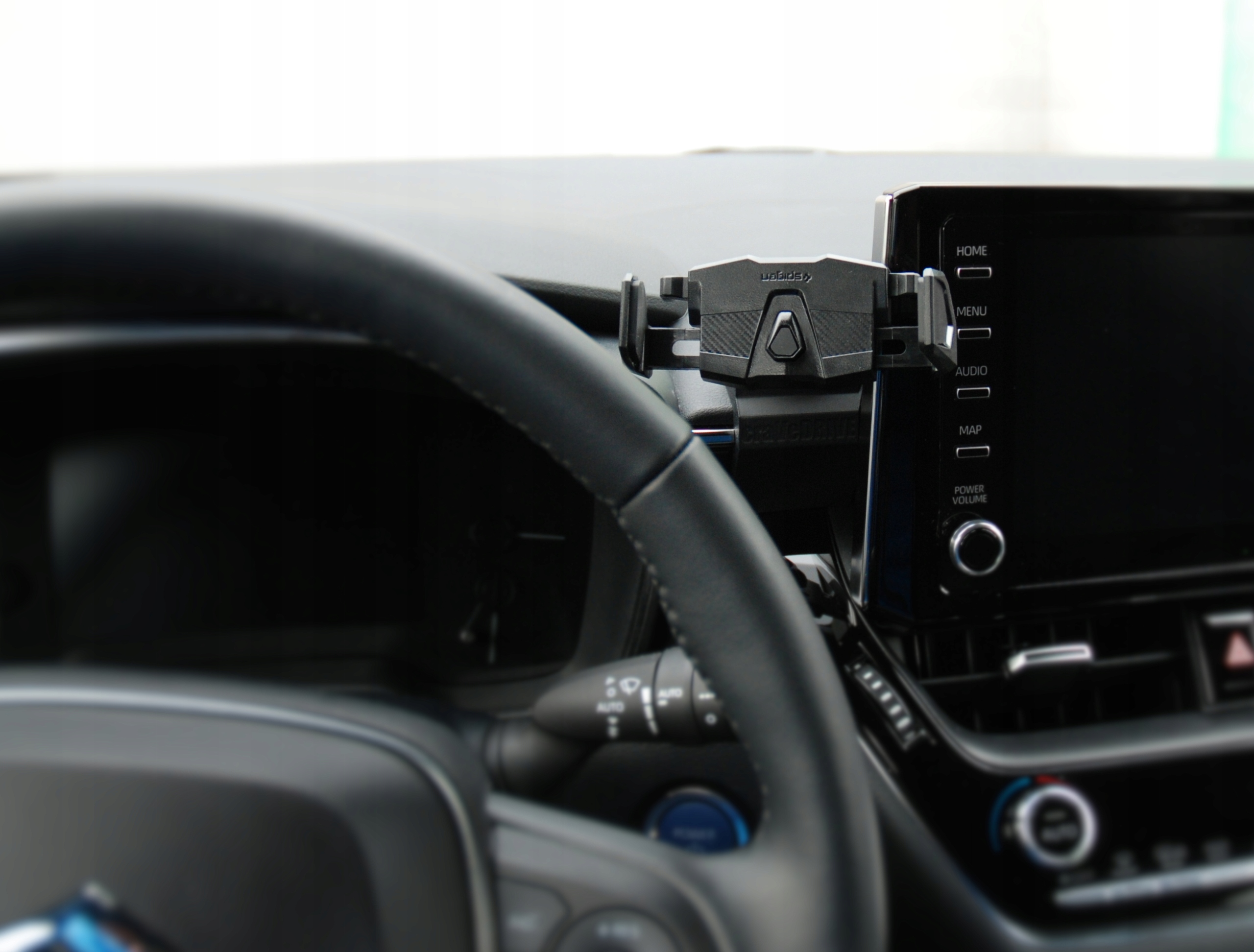 Uchwyt automatyczny na telefon Toyota Corolla E21 Marka CraVeDRIVE