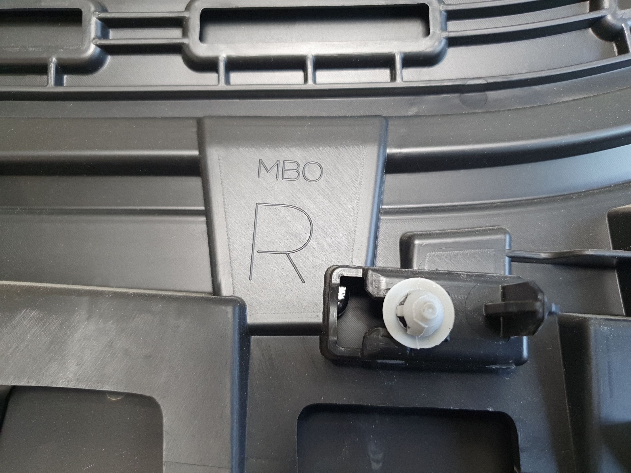 Audi SQ6 e-tron moulding door rear right rear part 85H853970A