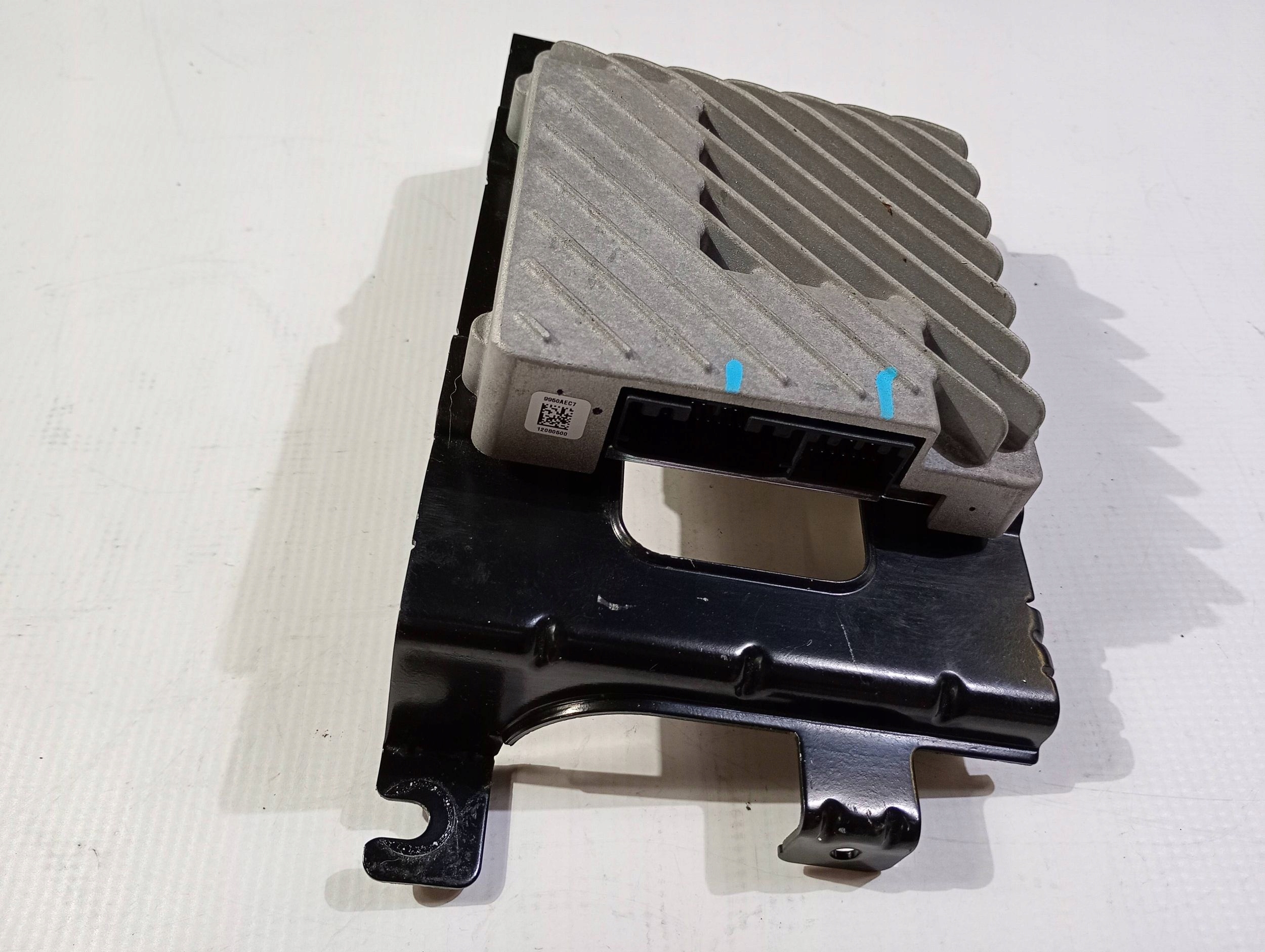 erösítö audio amplituner modul Dodge RAM 1500 2019
