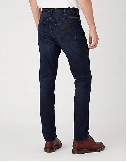 Pánské zúžené džíny Wrangler Larston Dusky Night 112345378 33/32