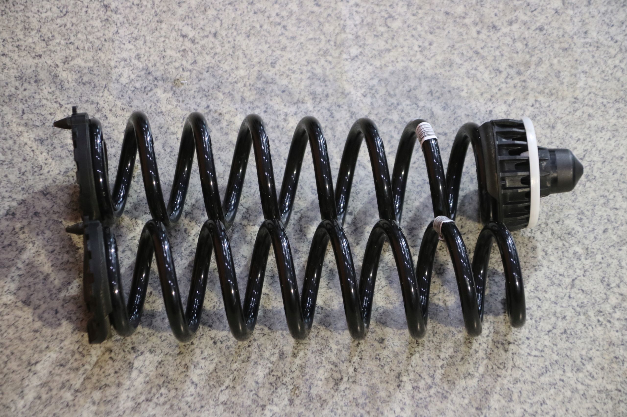 BMW G20 springs springing rear part rear. BB KOMPLET 8 km !!!