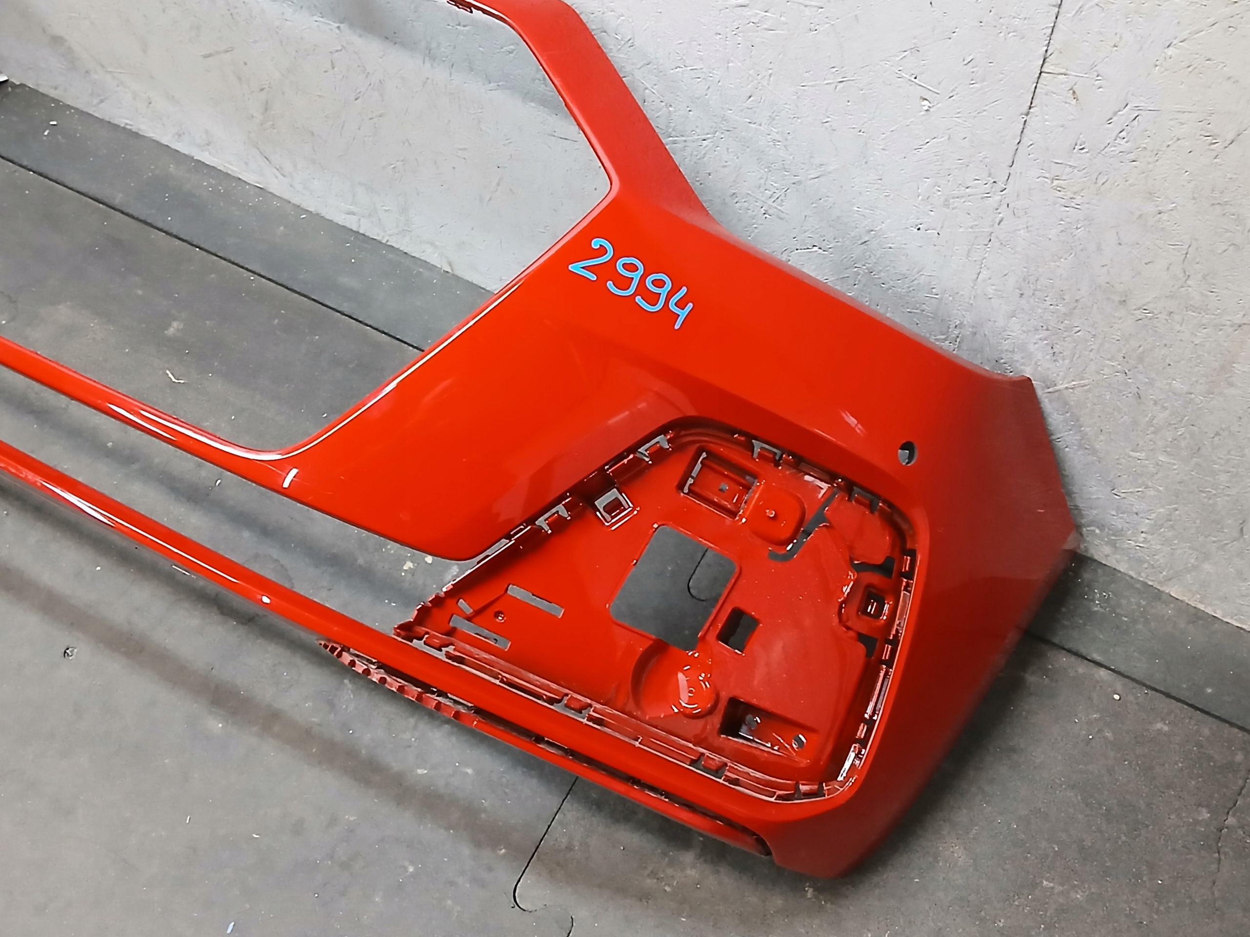 bumper front AUDI A1 82A