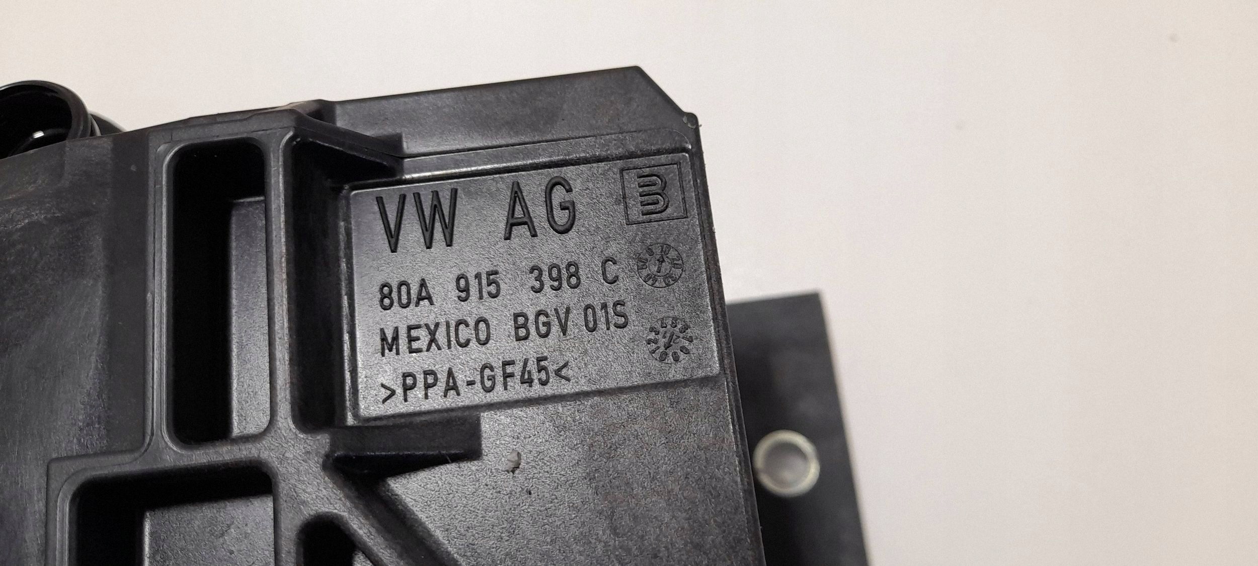 Audi Q5 SQ5 FY auxiliary battery 8W0915101A (QD27)