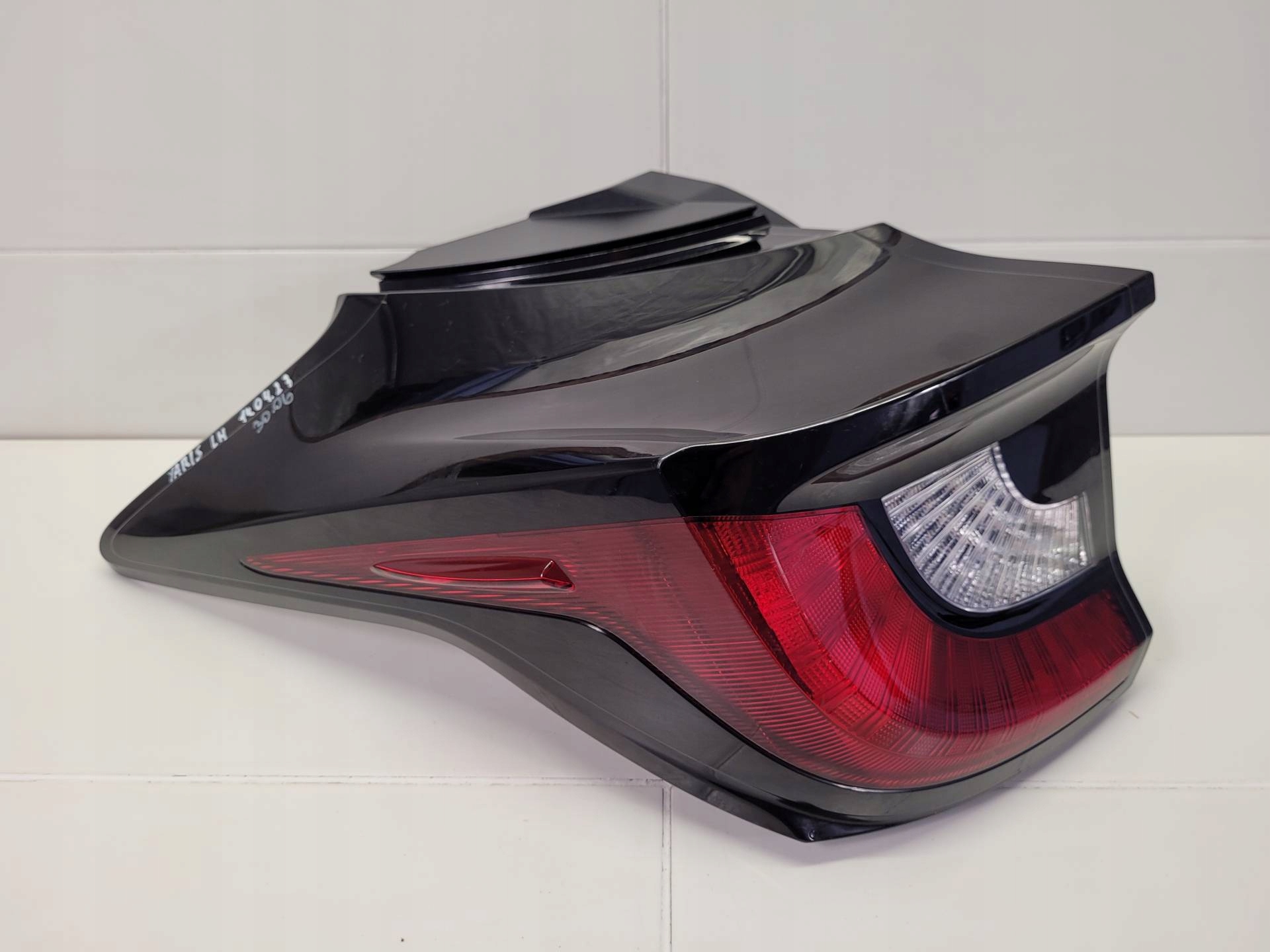 light rear left side Toyota Yaris XP130 2nd facelift 2018 81561-K0030