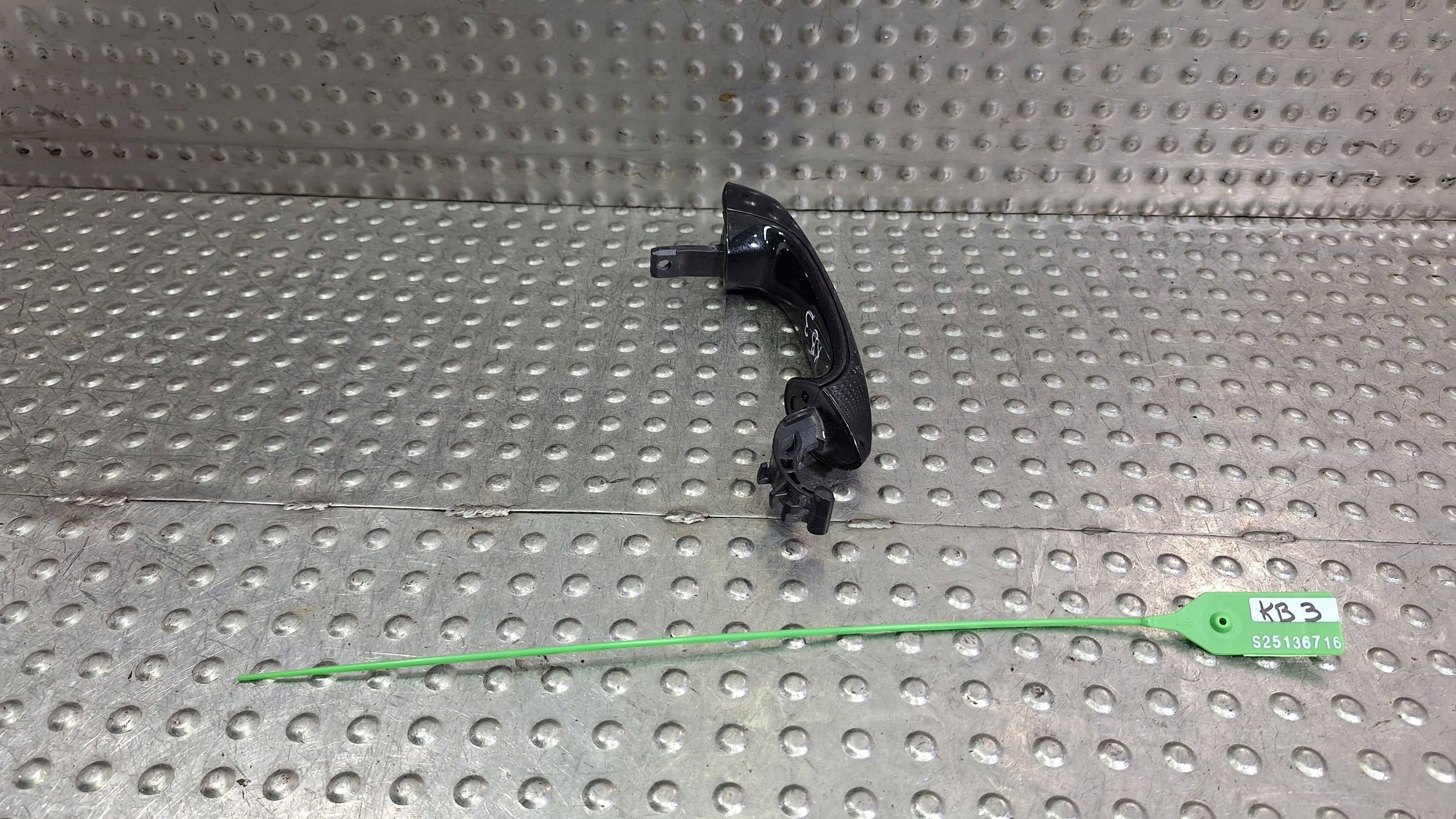 handle left front 7956541 BMW 3 G21