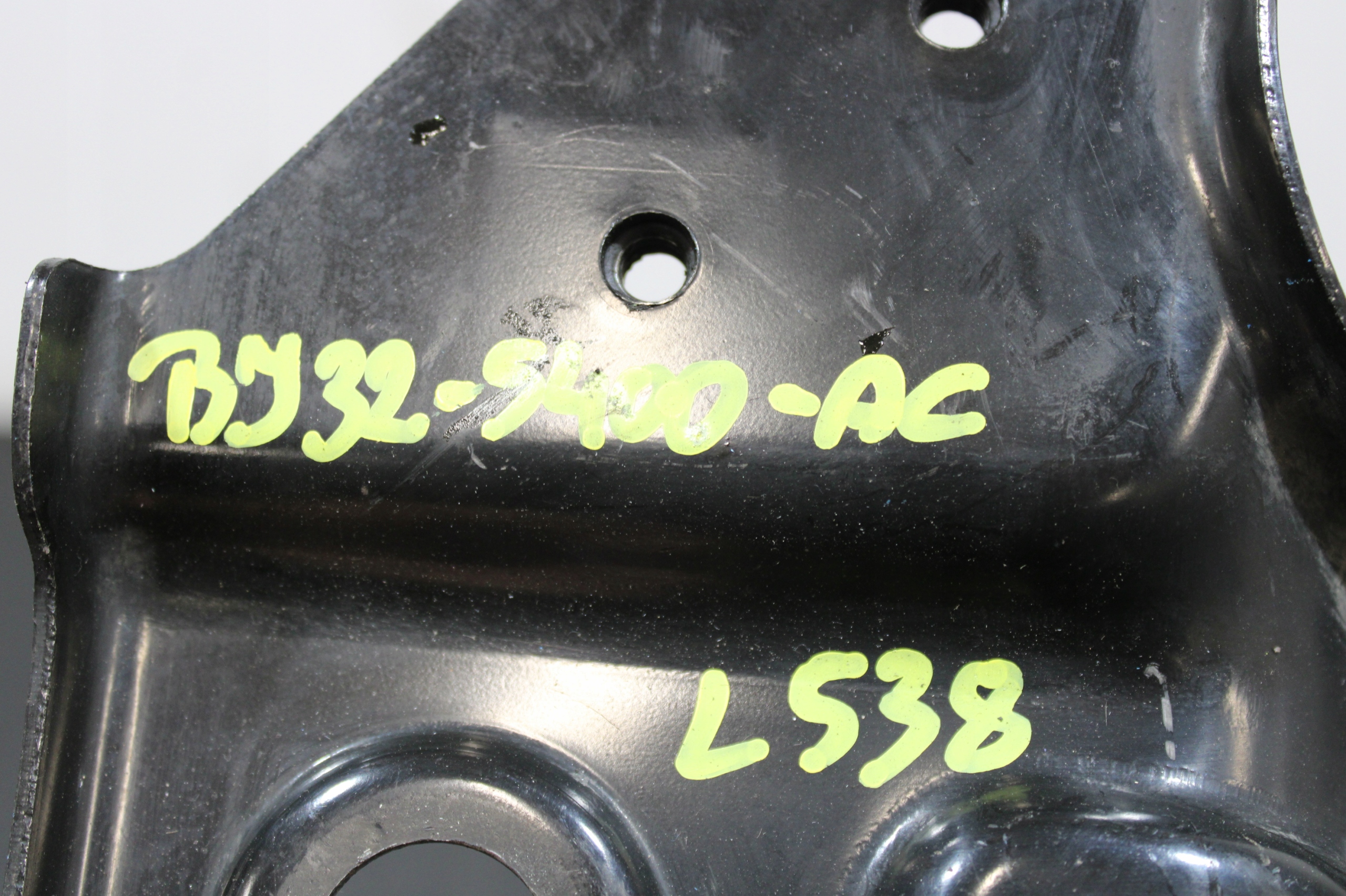 holder bracket console RANGE ROVER EVOQUE L538 LIFT BJ32-5400-AC