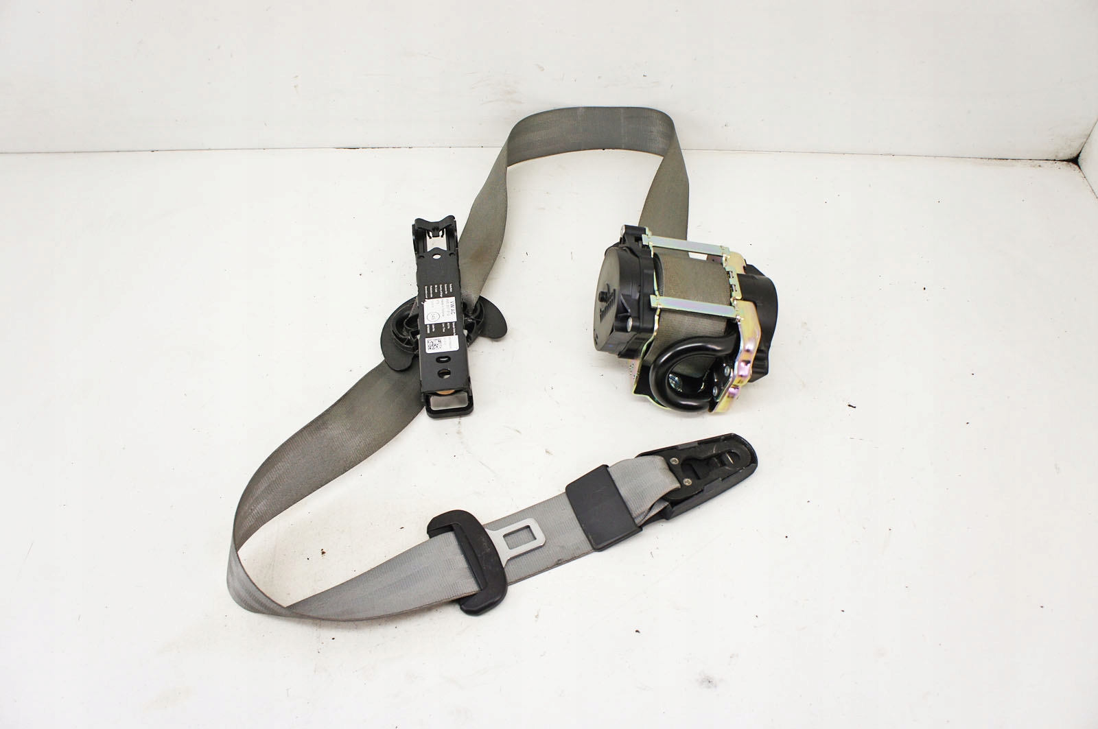 MN165 Audi A4 B9 ^ ремень натяжитель правый передний