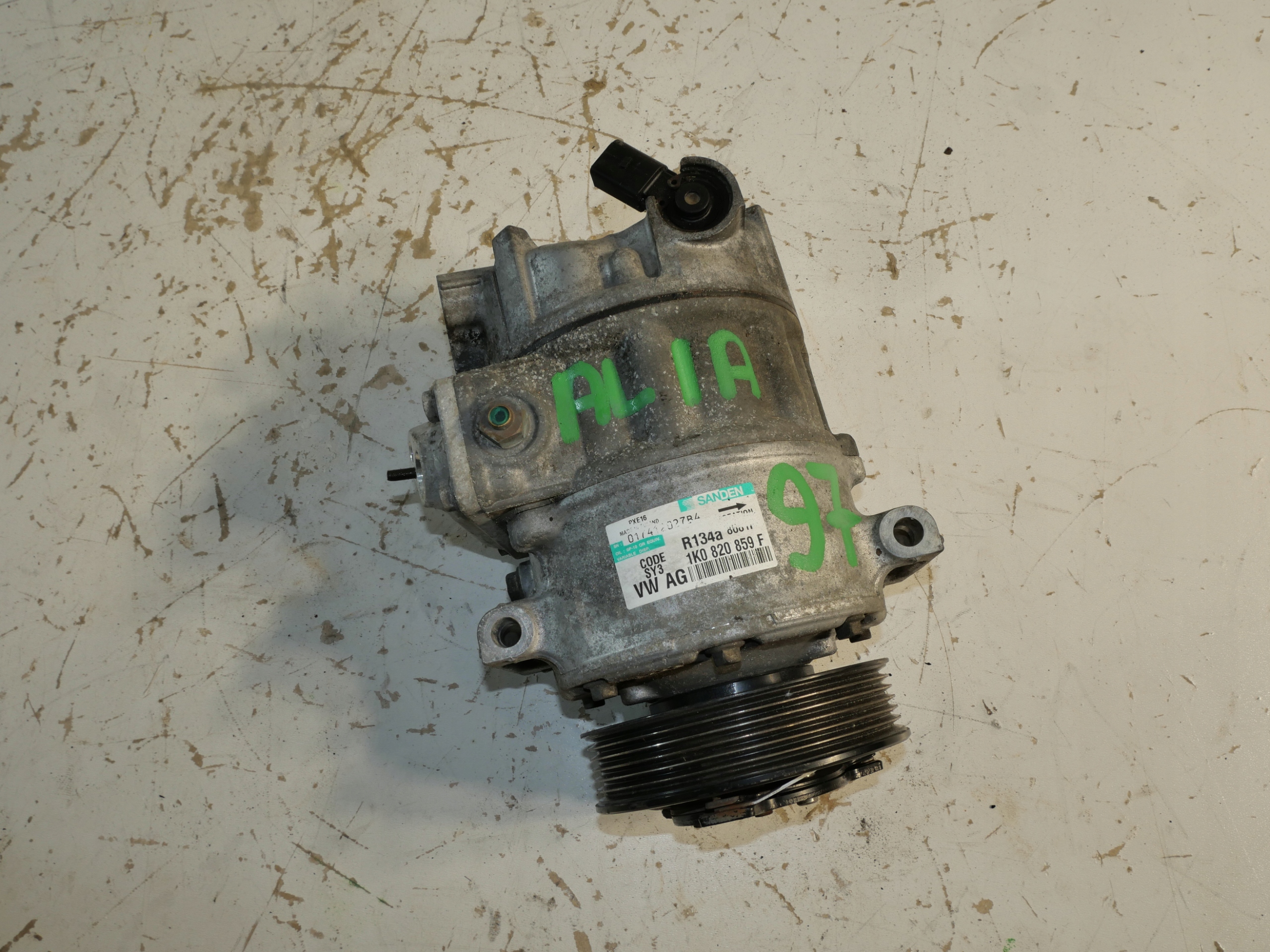 VW SKODA AUDI SEAT compressor compressor; KLIMATYACJI 1K0820359F