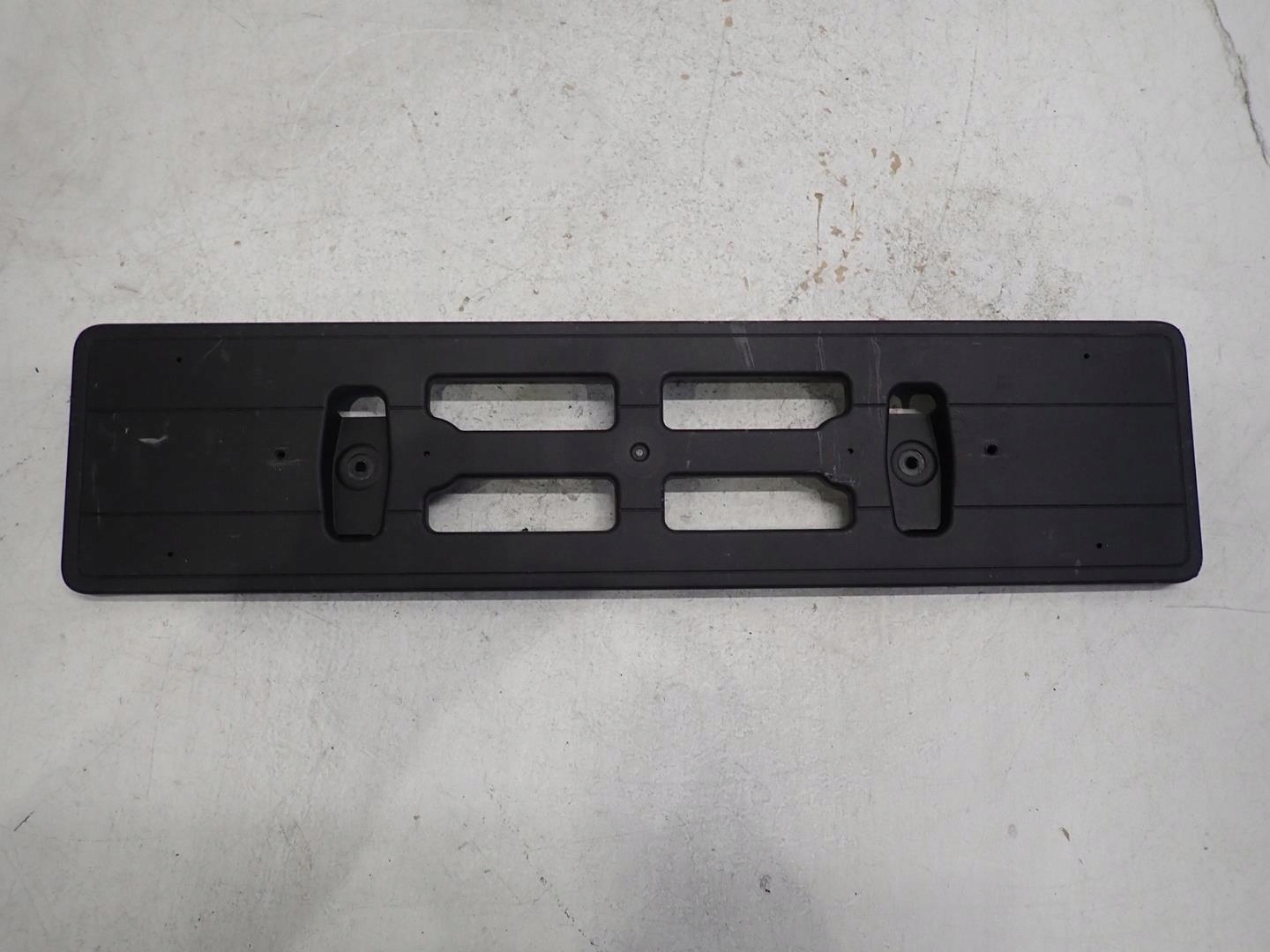 pad below tablice VOLVO XC40 LIFT 2021- 31690950