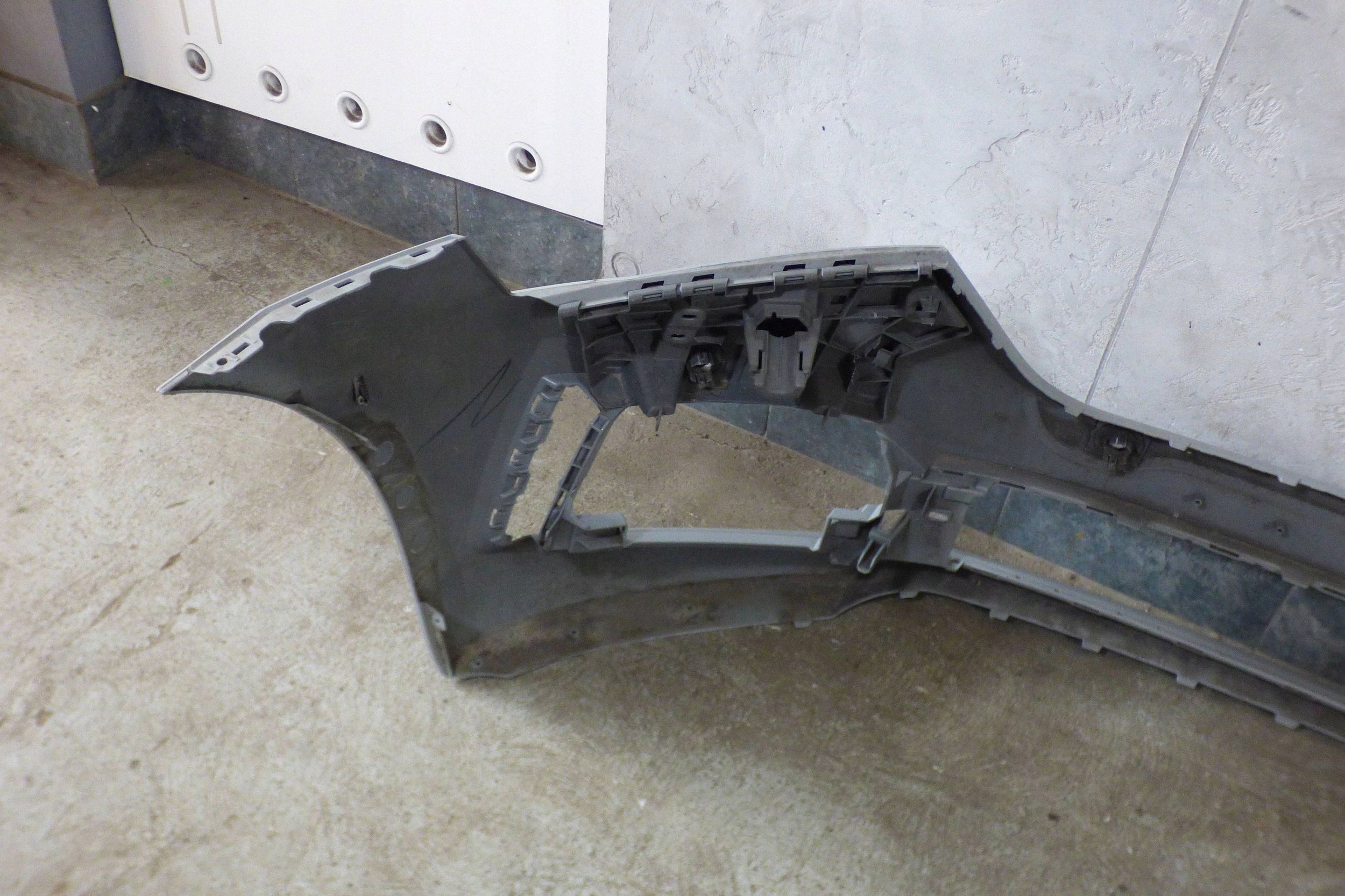 Skoda Scala bumper front front 657807221