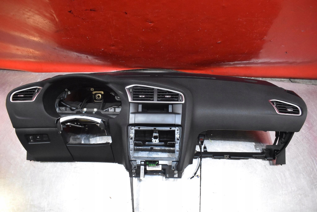 dashboard instrument panel console cockpit airbag EU CITROEN C4 2 II 10-17