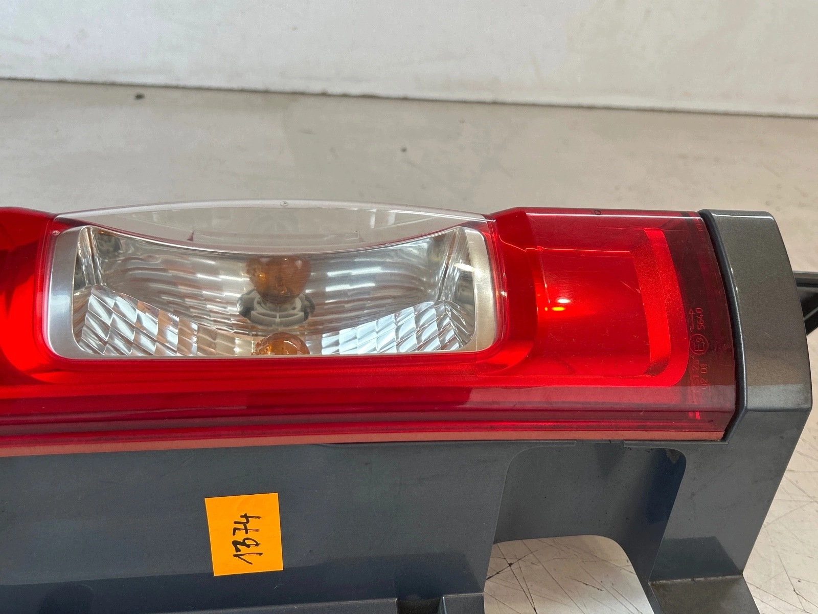 light rear part rear right Renault Trafic II Vivaro A Primastar Lift