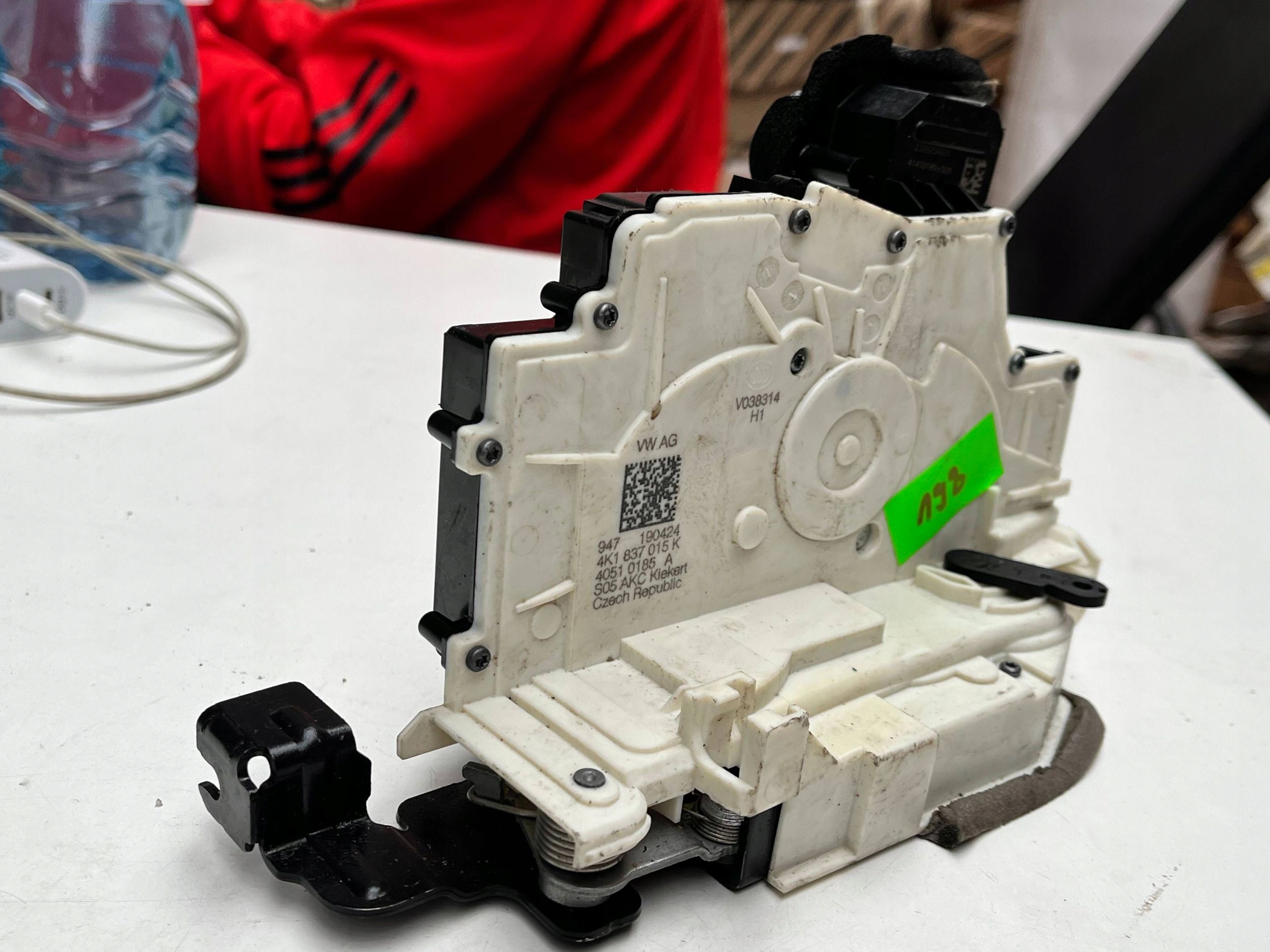 lock door przednich Audi A6 S6 C8 4K 4K1837015K !J