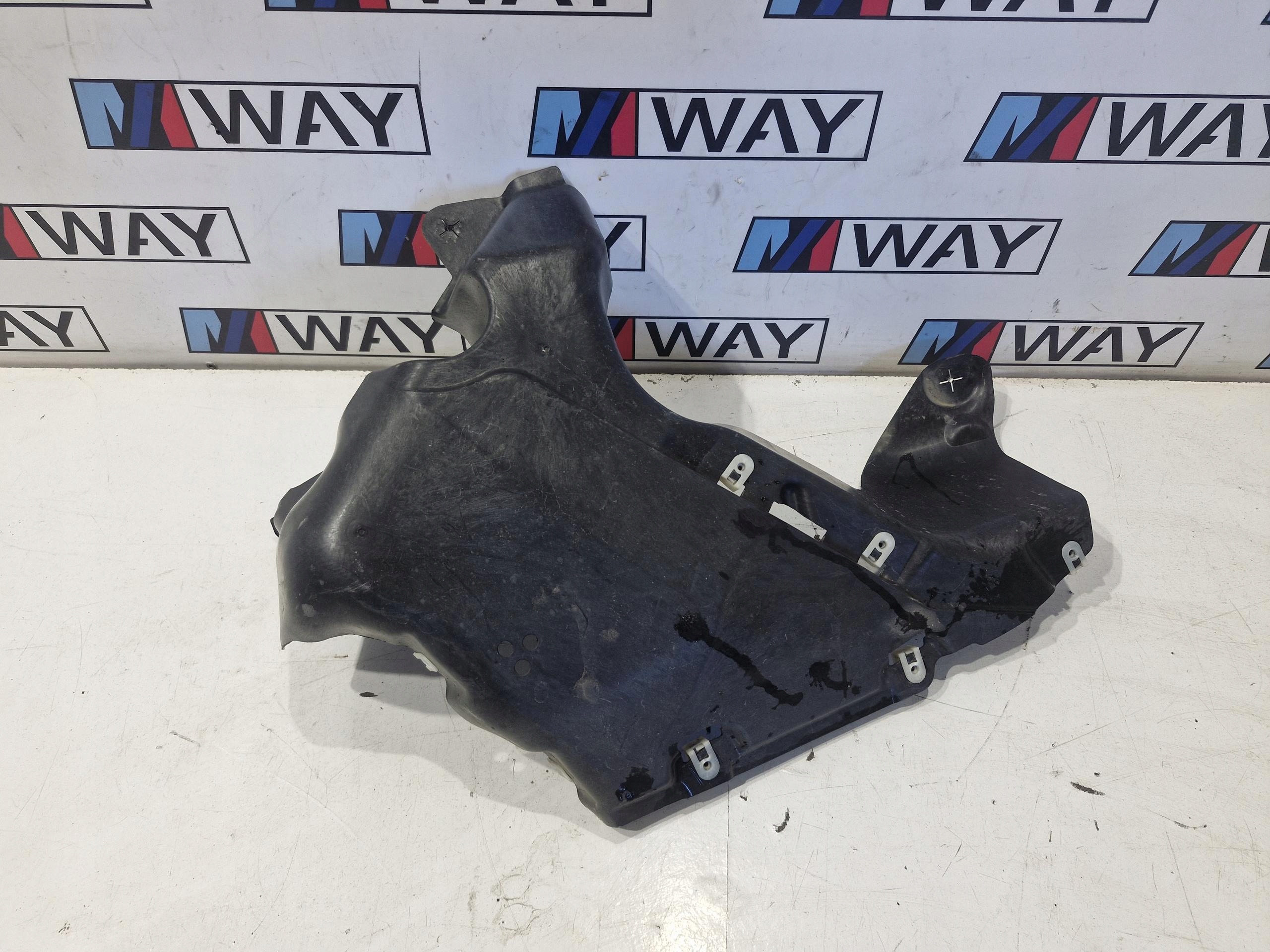 7340868 BMW G20 G21 cover chassis rear right