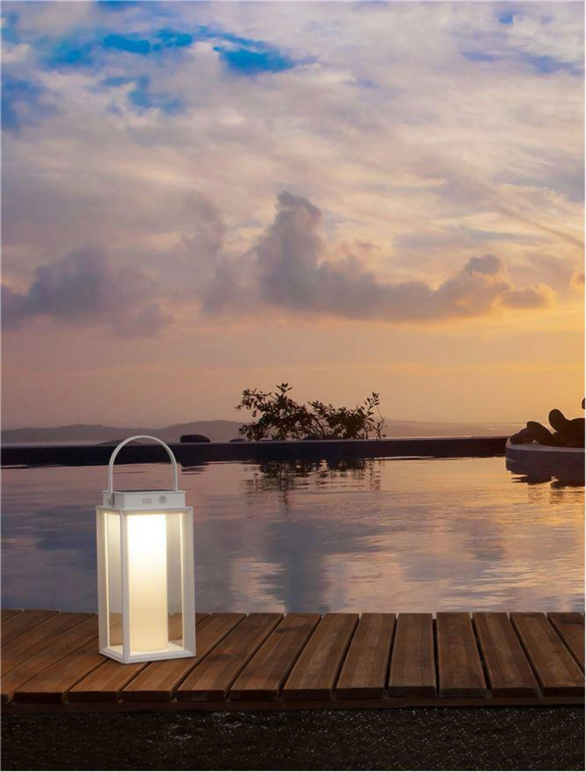 Nova Luce venkovní stolní lampa Verhaal bílý hliník a čiré sklo Led 2W 3000