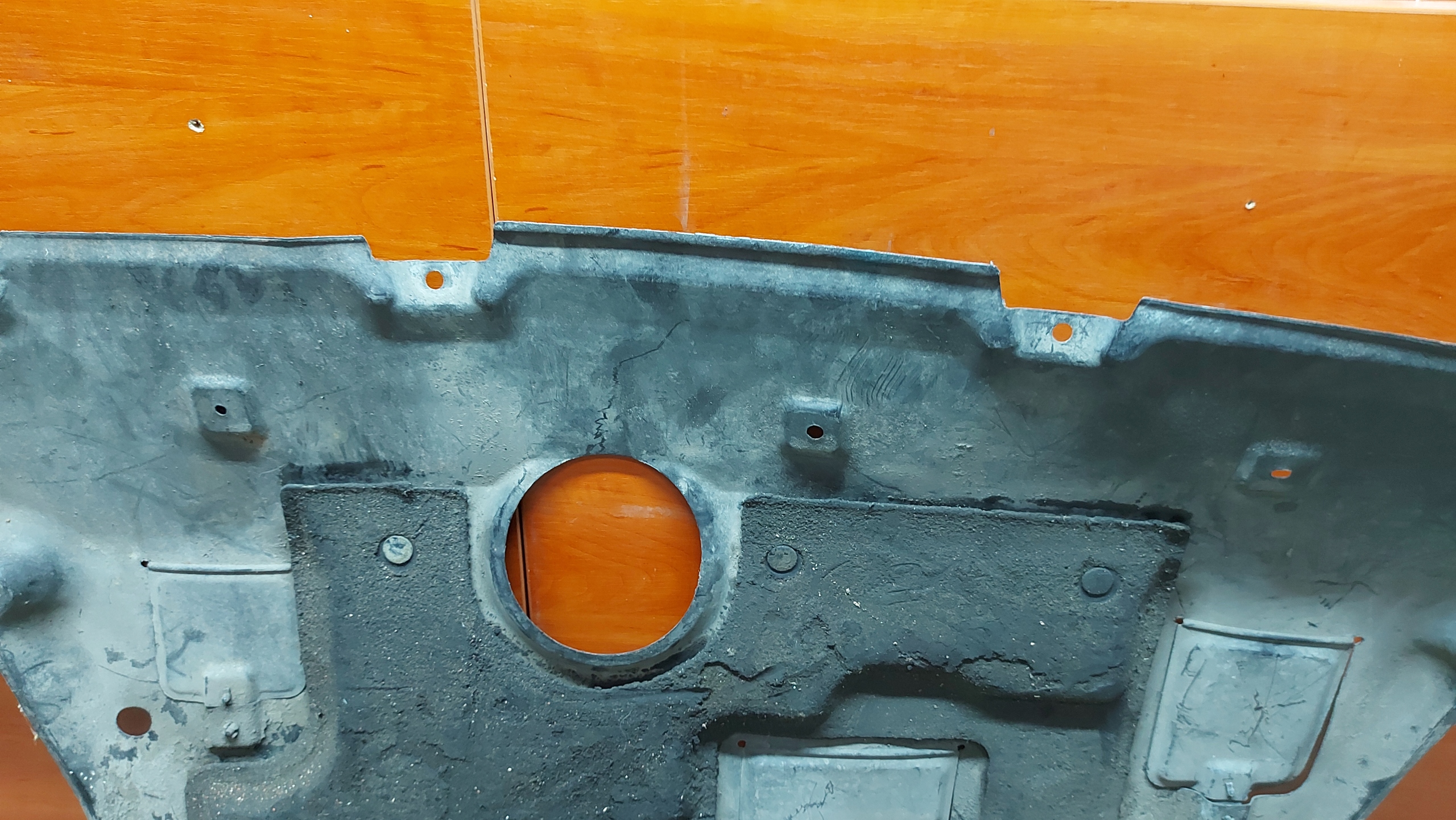 cover below engine of the engine TOYOTA RAV4 III 05-08