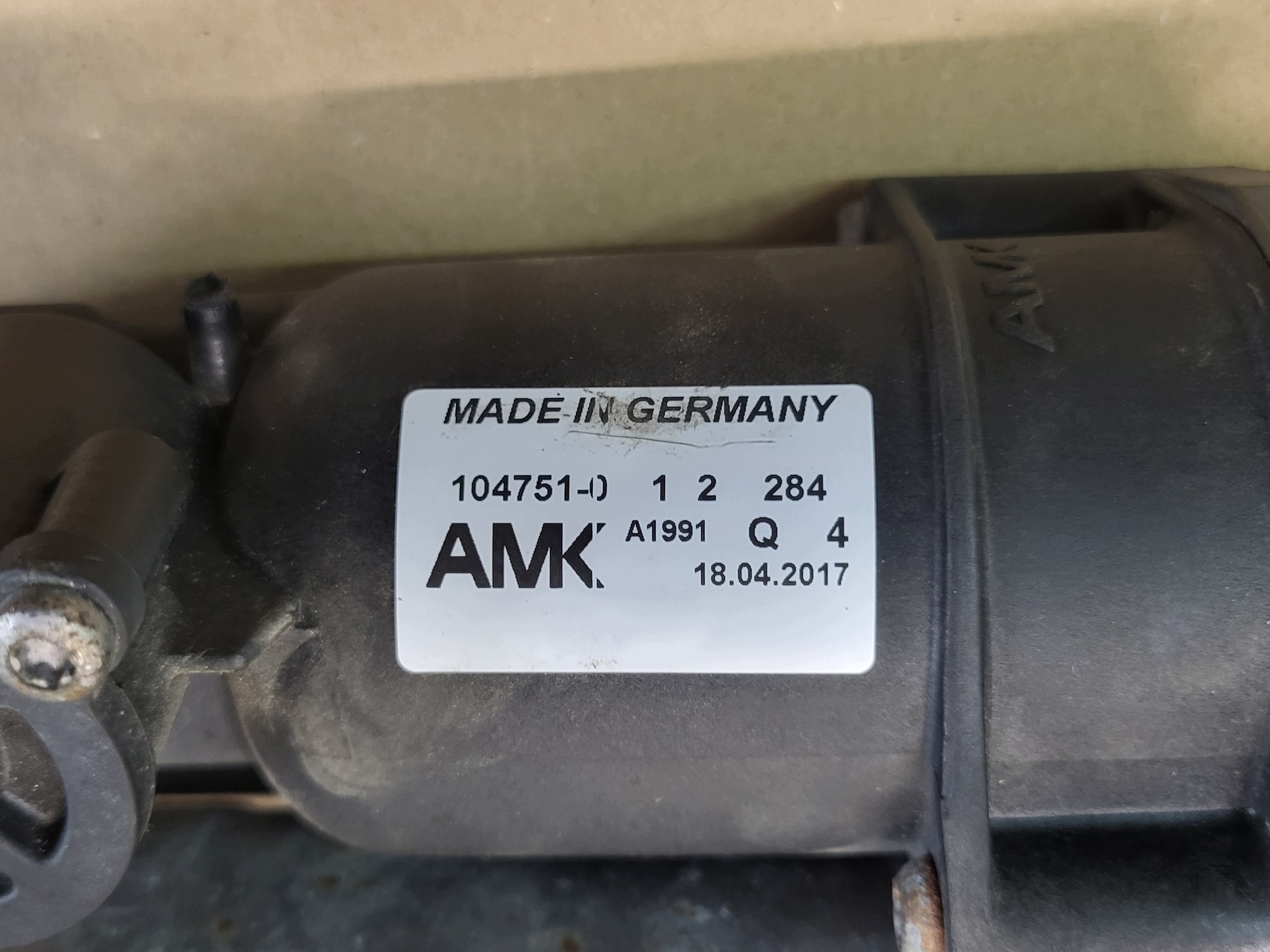 compressor; AMK springing PNEUMATYCZNEGO AIRMATIC MERCEDES ML II W164