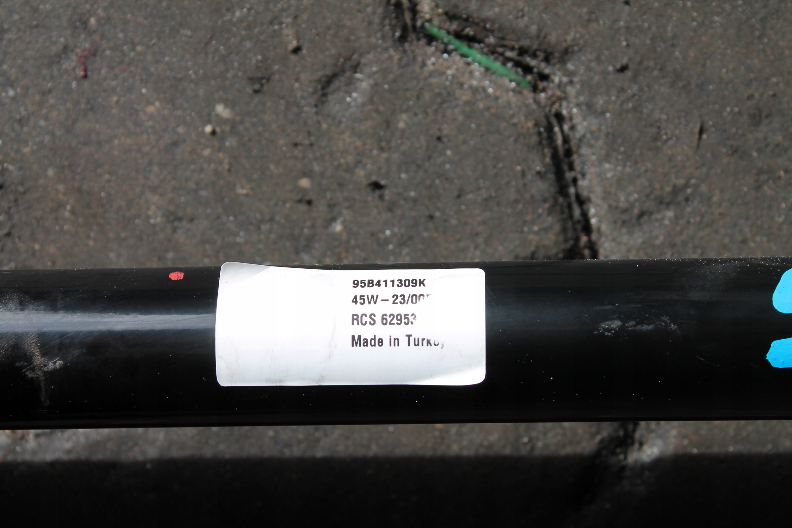 2336. stabilizer rod PORSCHE MACAN 95B411309K