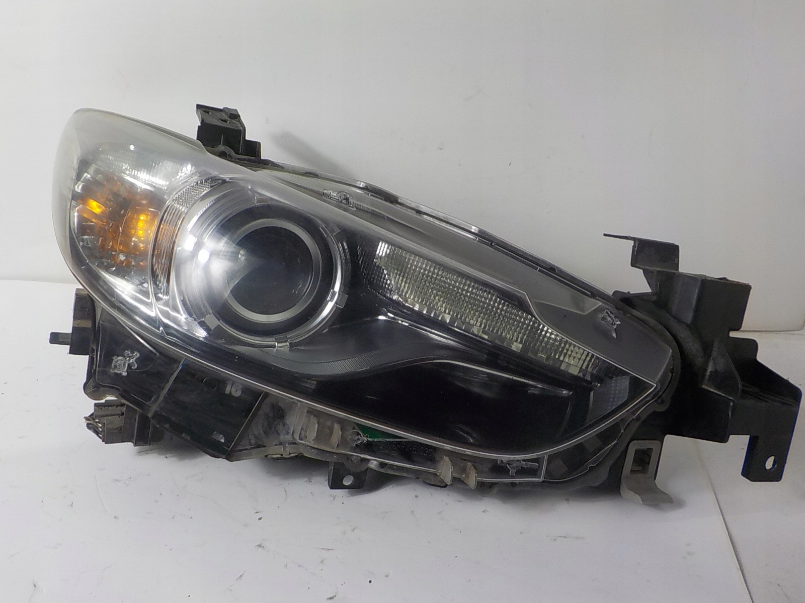 MAZDA 6 III GJ XENON light right front front UK